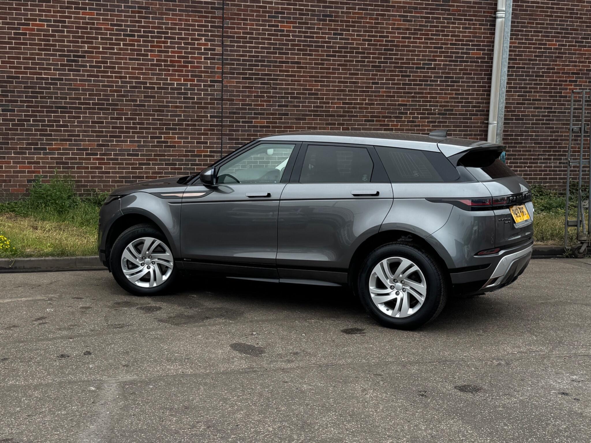 Land Rover Range Rover Evoque - Image 14