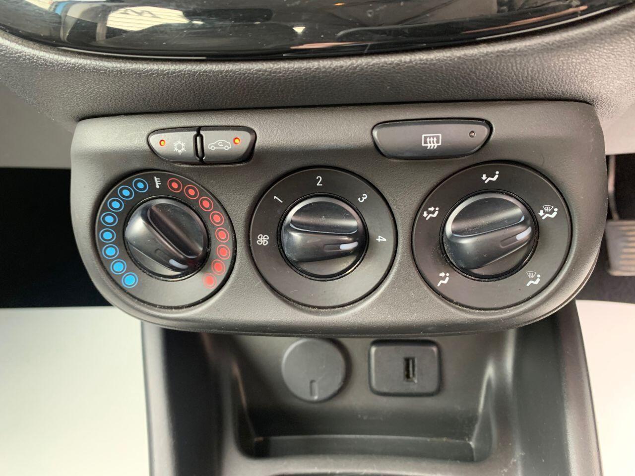 Vauxhall Corsa - Image 32