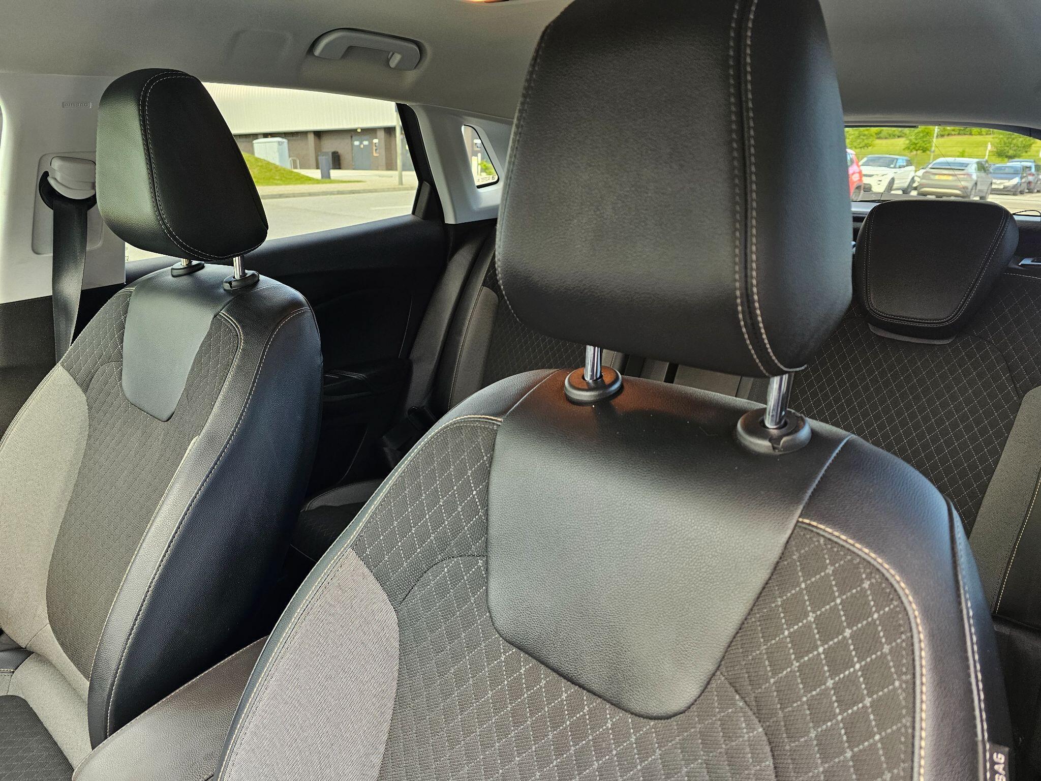 Vauxhall Grandland X - Image 29