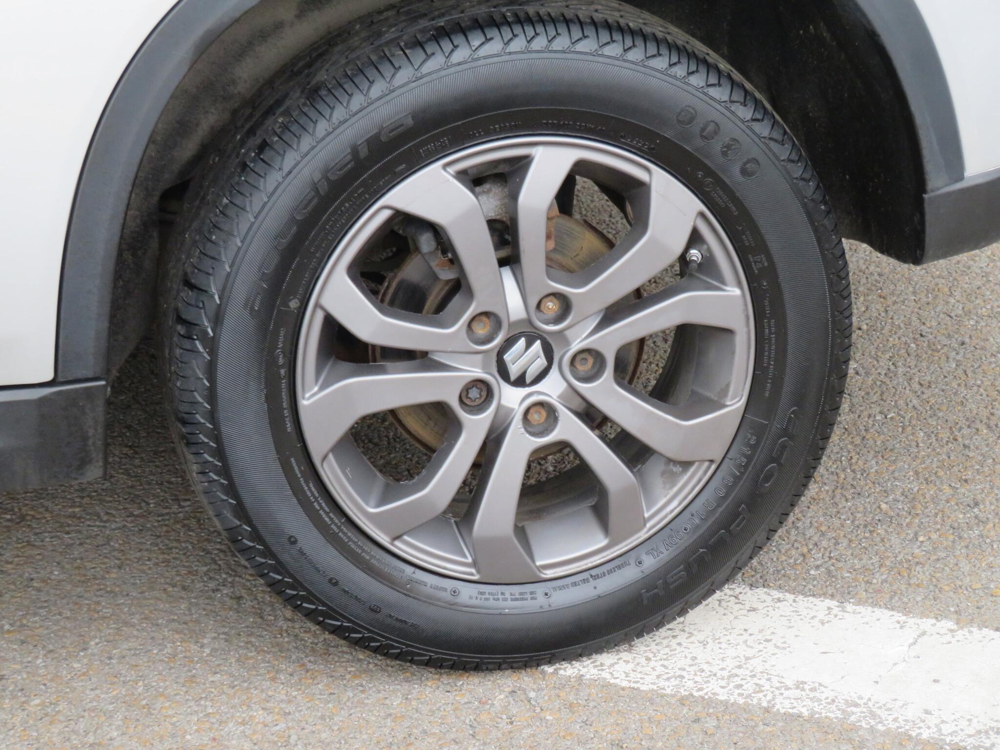Suzuki Vitara - Image 19
