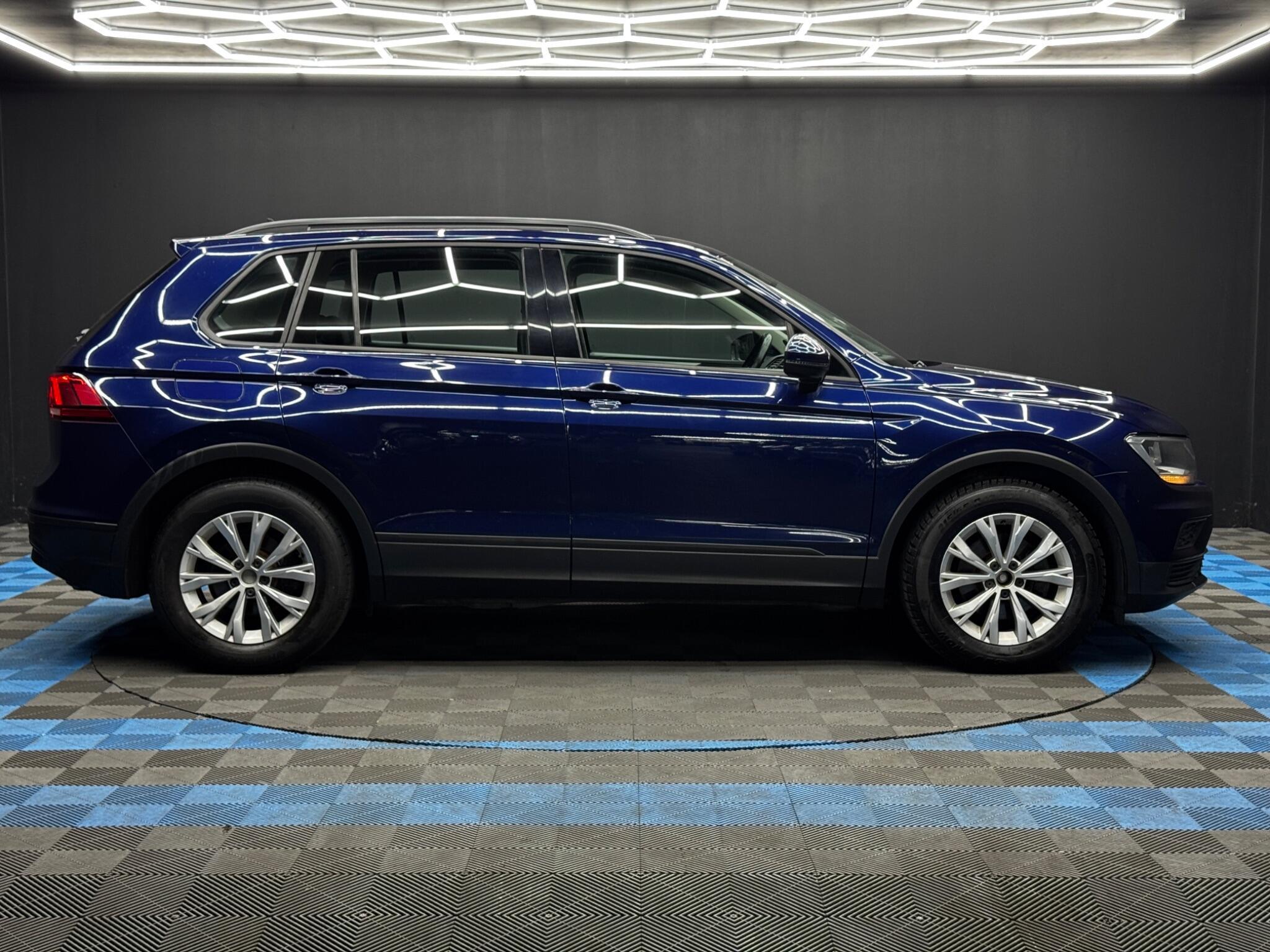 Volkswagen Tiguan - Image 4