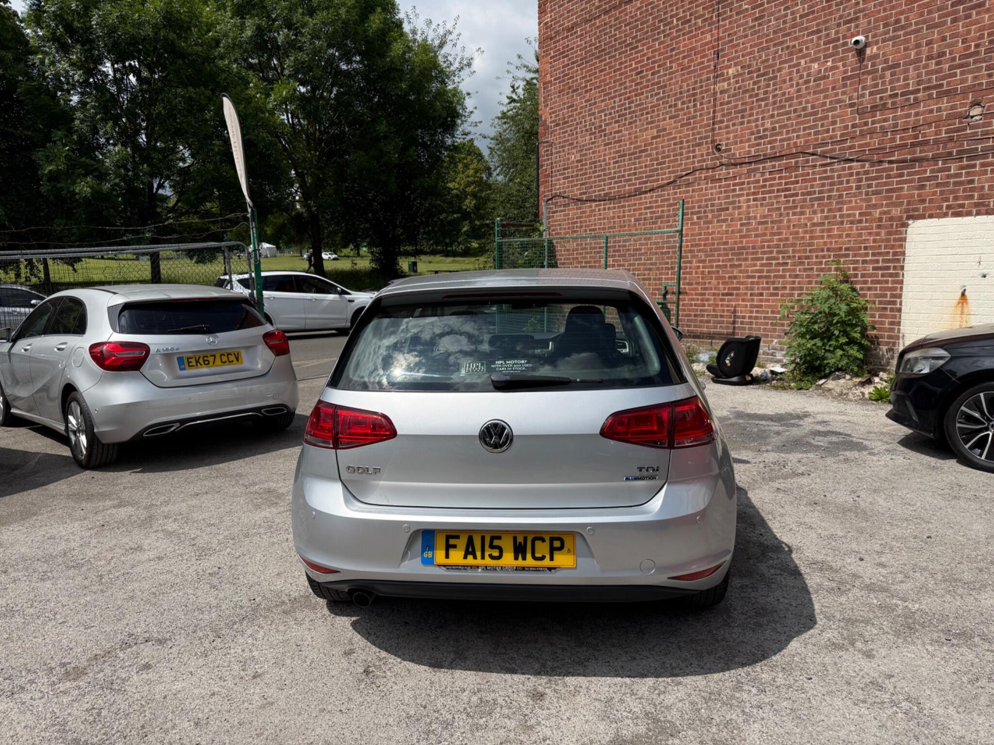 Volkswagen Golf - Image 6