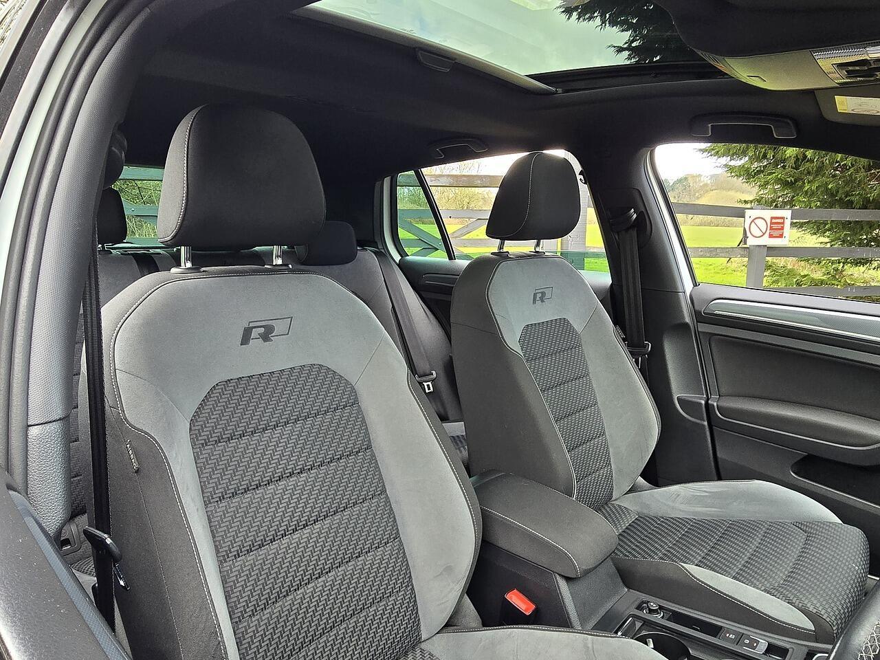 Volkswagen Golf - Image 15