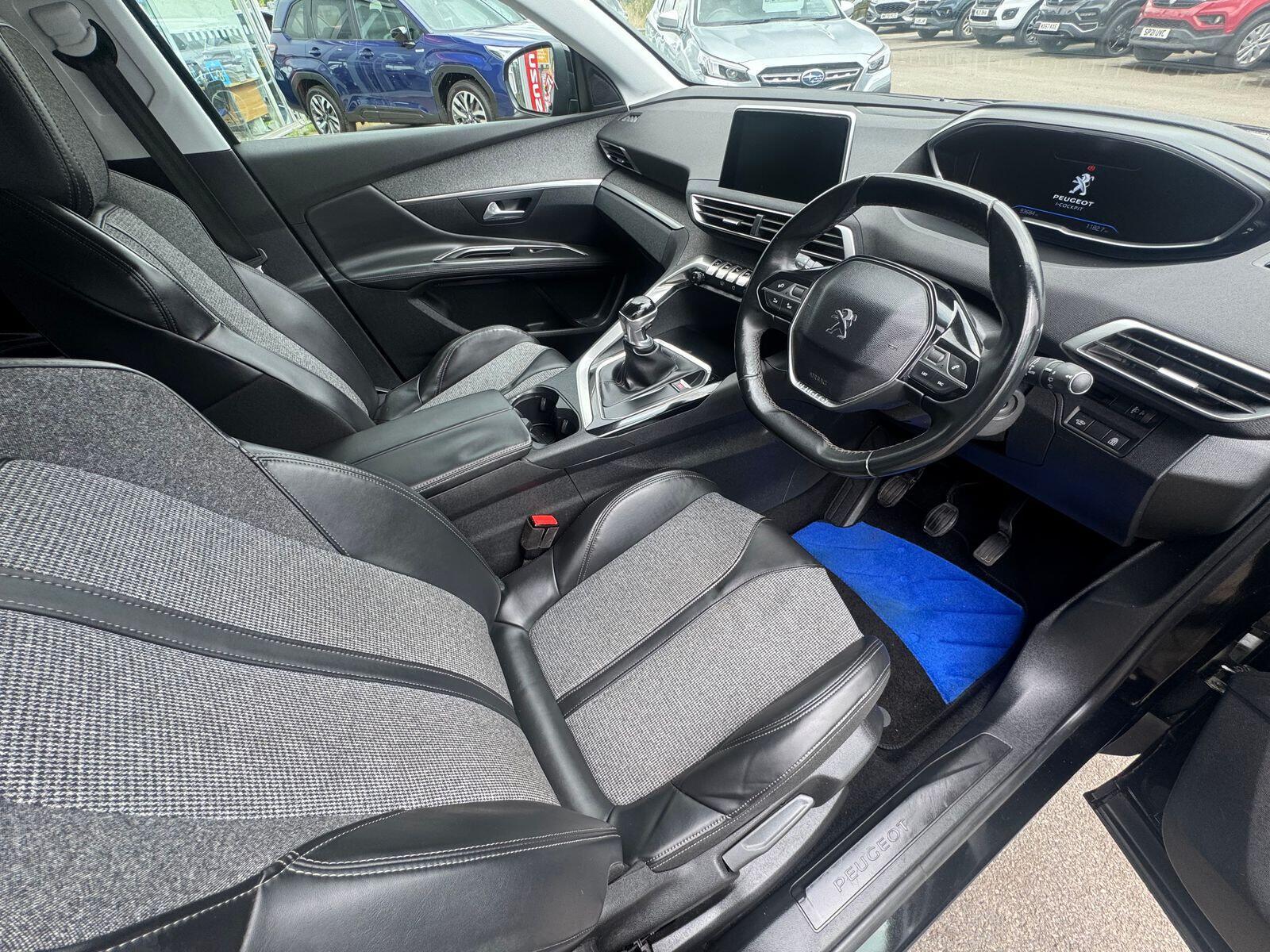 Peugeot 3008 - Image 3