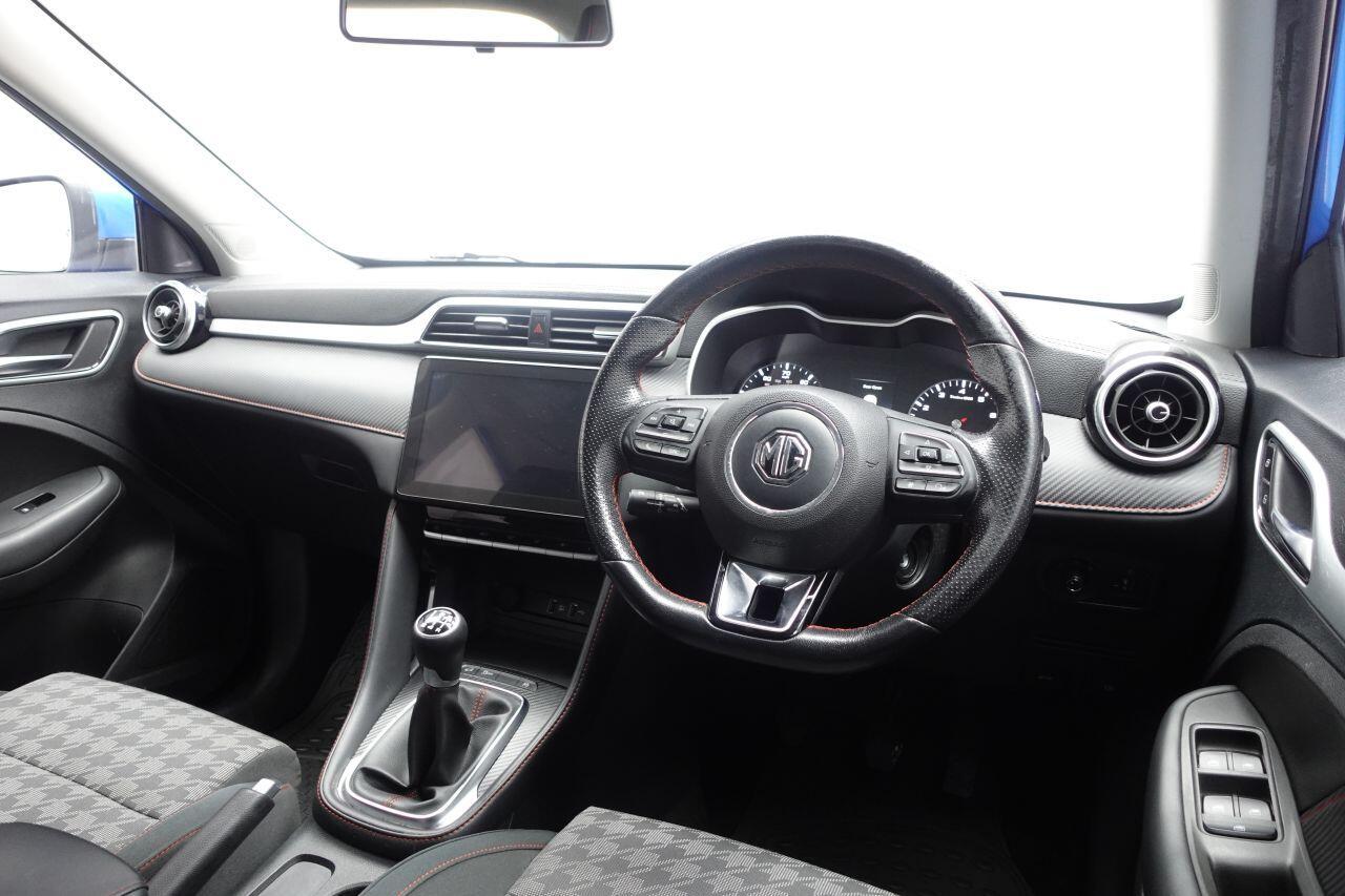 MG MG ZS - Image 15