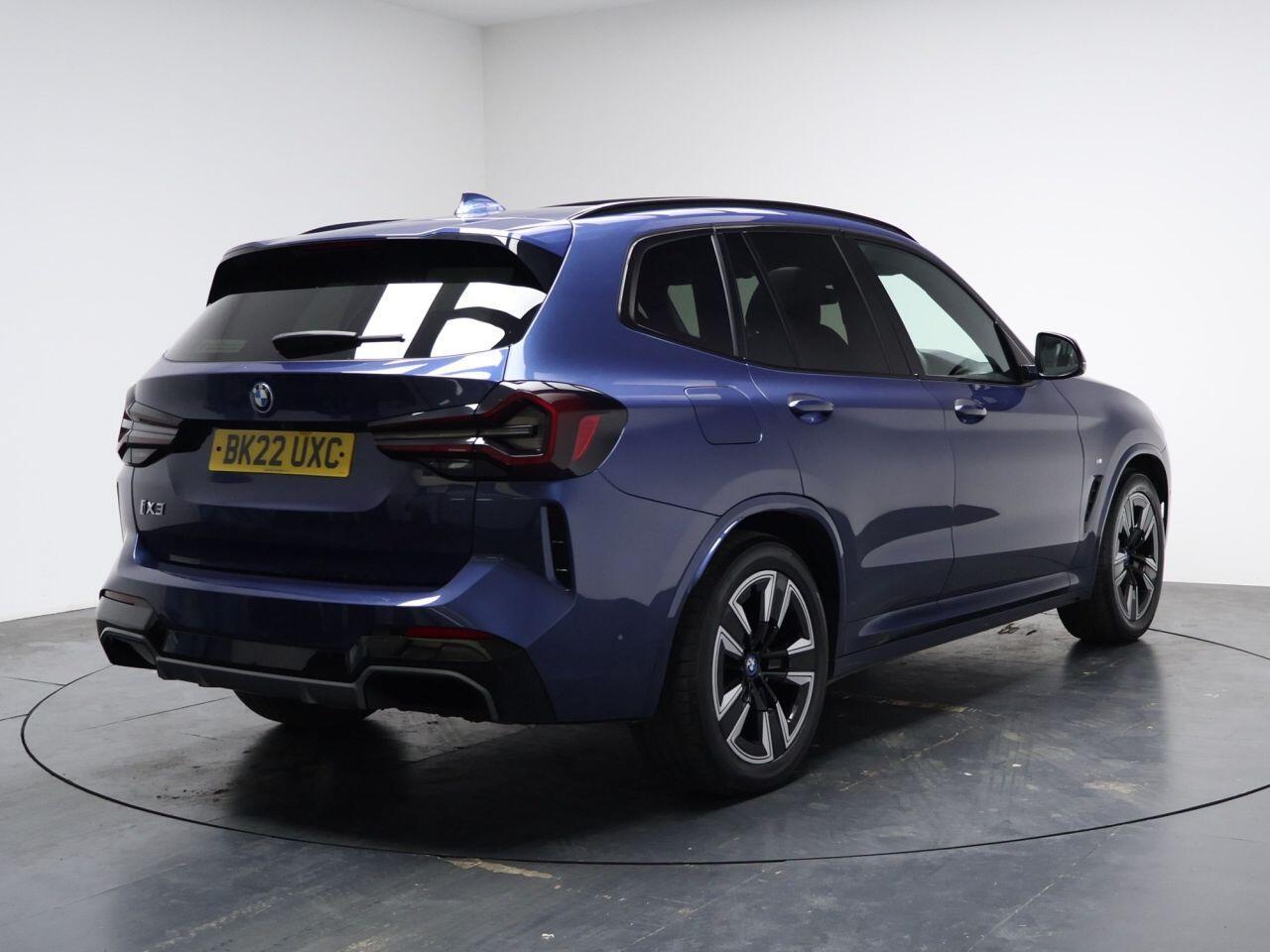 BMW iX3 - Image 13