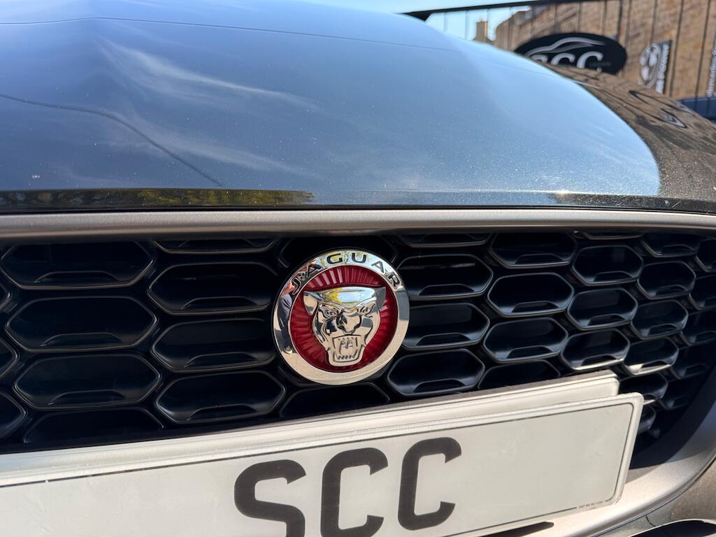 Jaguar F-Type - Image 32