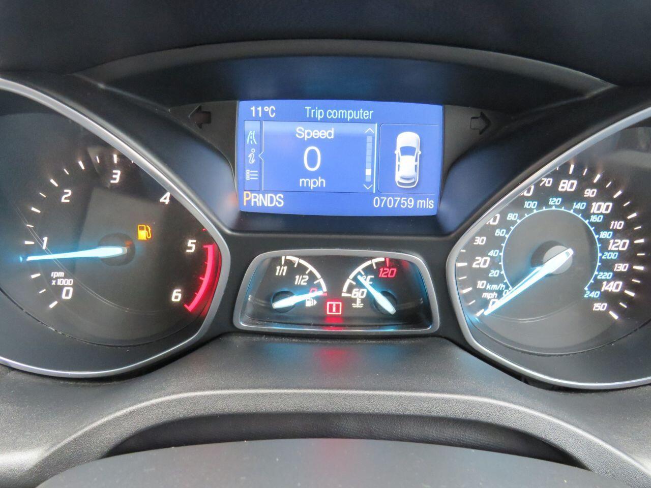 Ford Kuga - Image 12