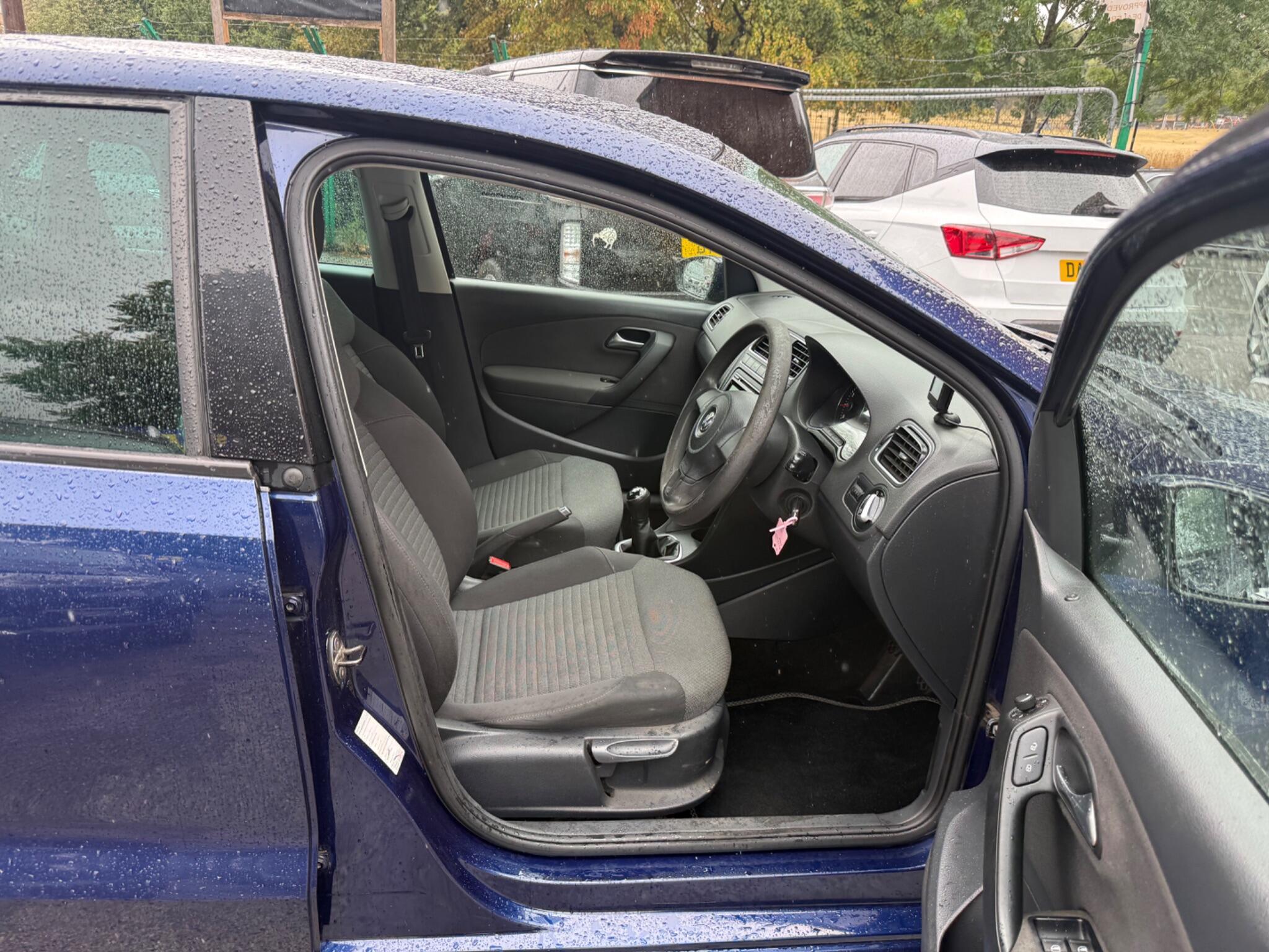 Volkswagen Polo - Image 17