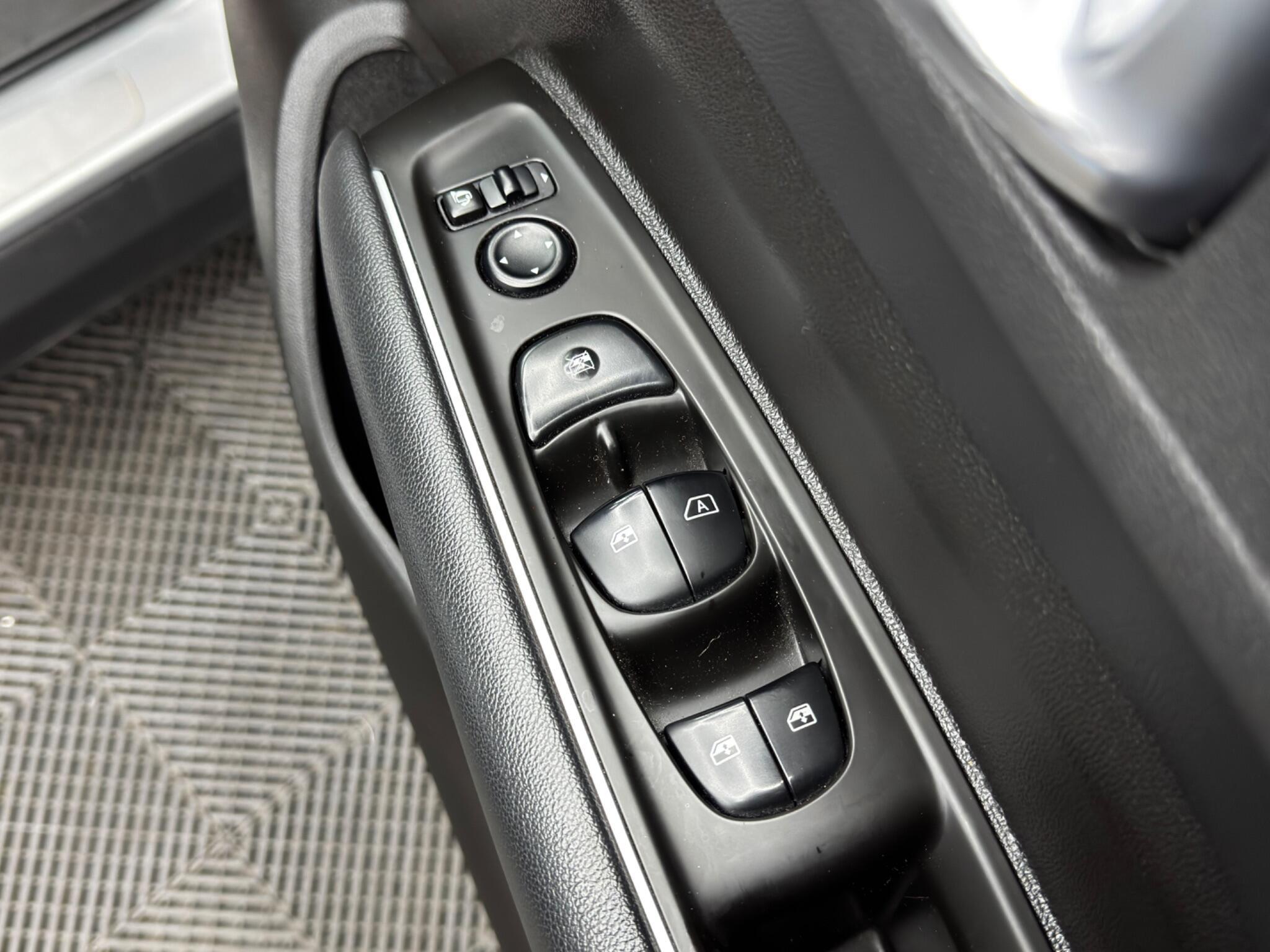 Renault Koleos - Image 38