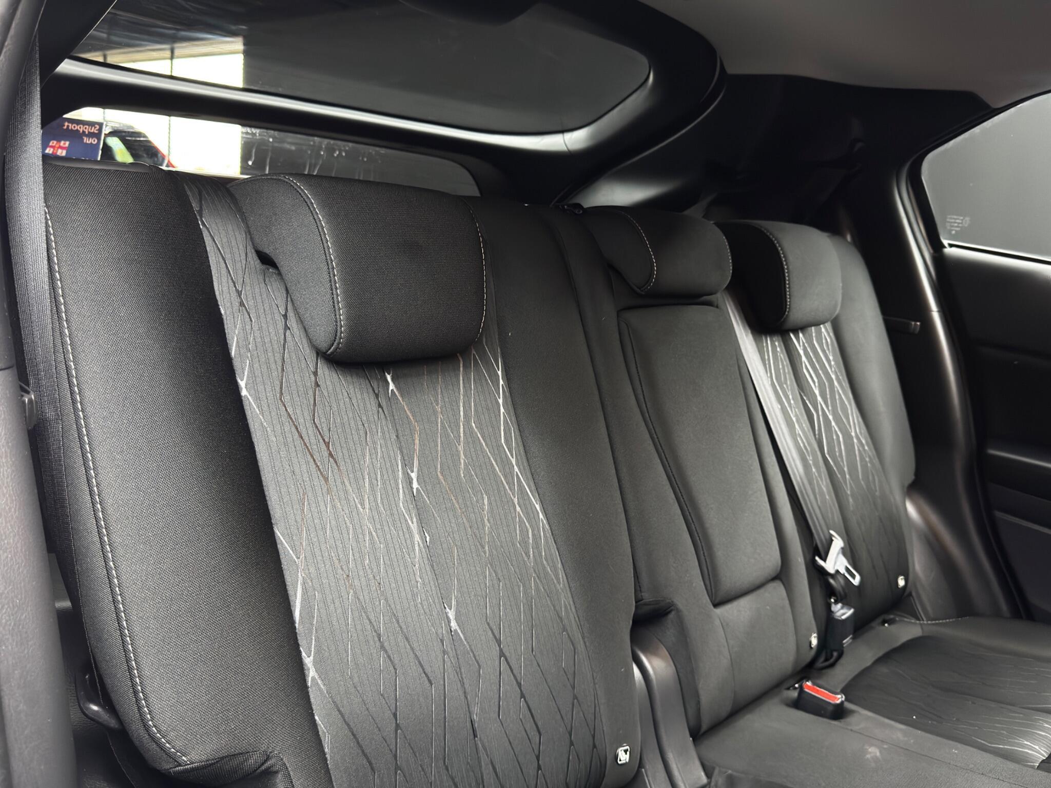 Mitsubishi Eclipse Cross - Image 15