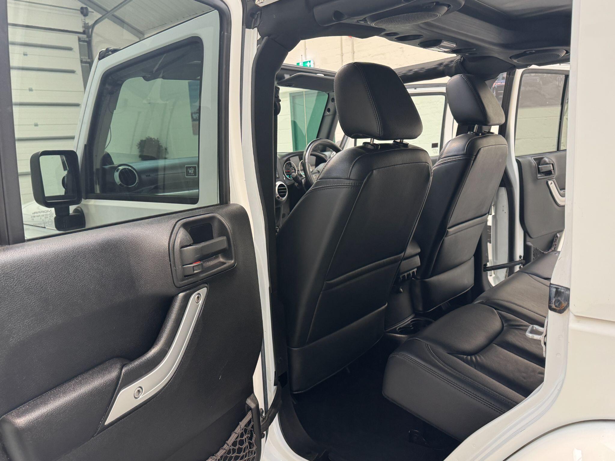 Jeep Wrangler - Image 76