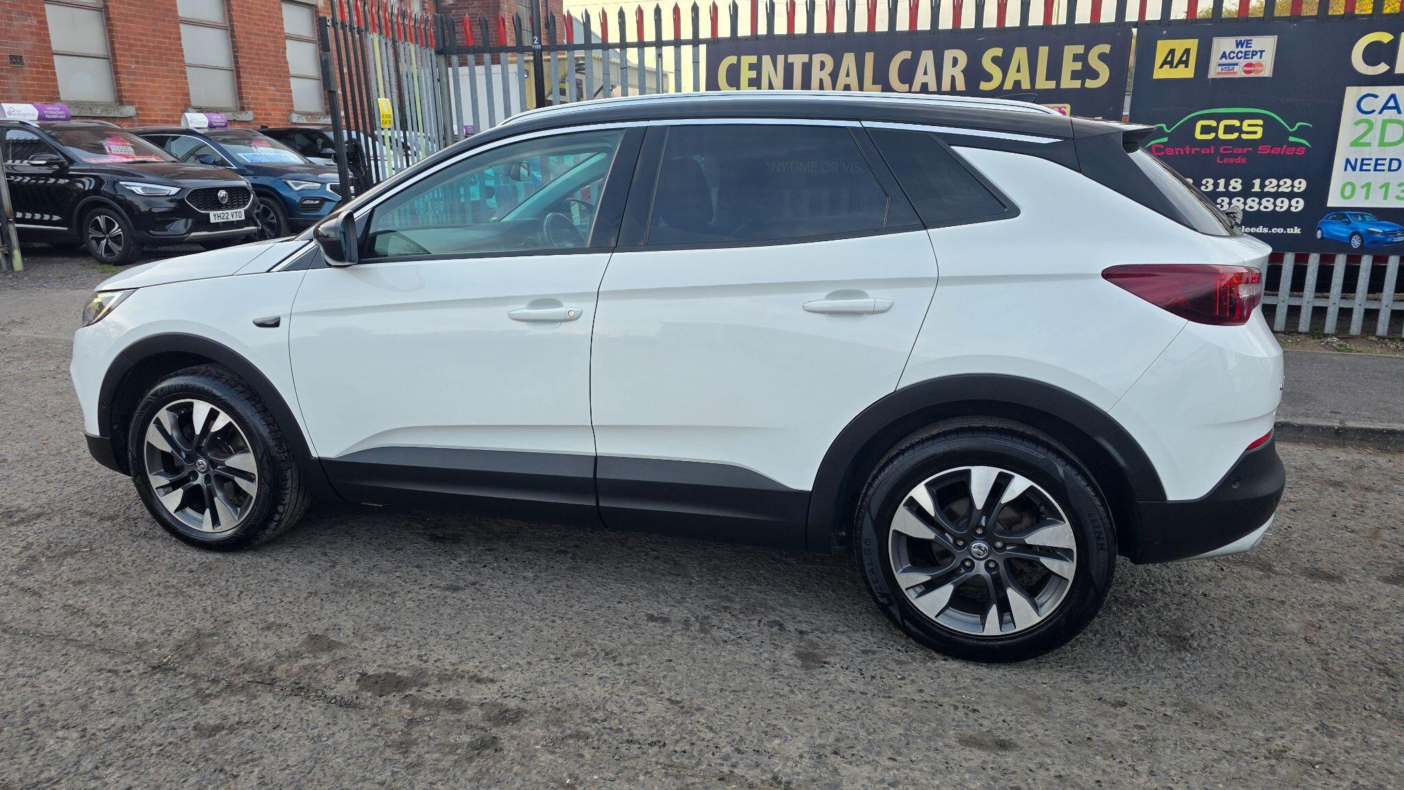 Vauxhall Grandland X - Image 9