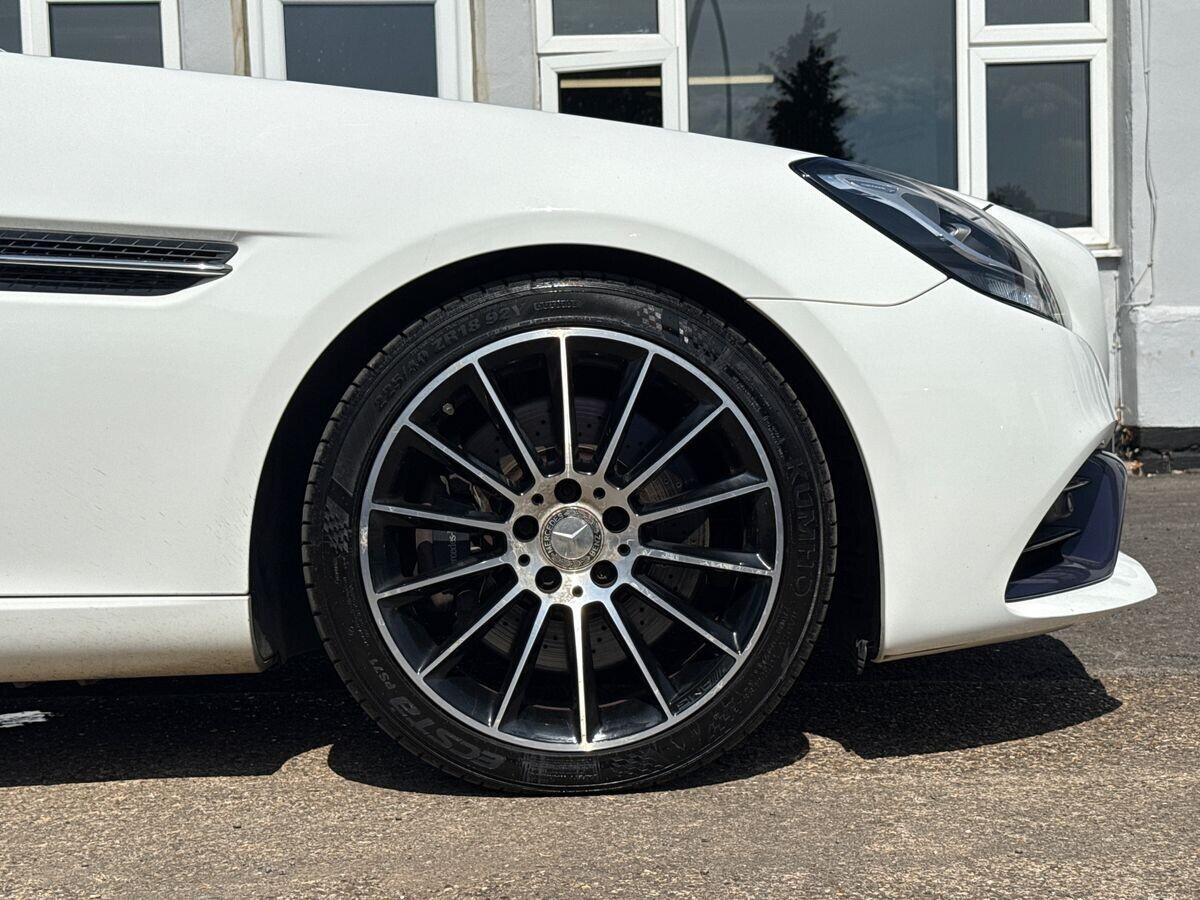 Mercedes SLC - Image 17