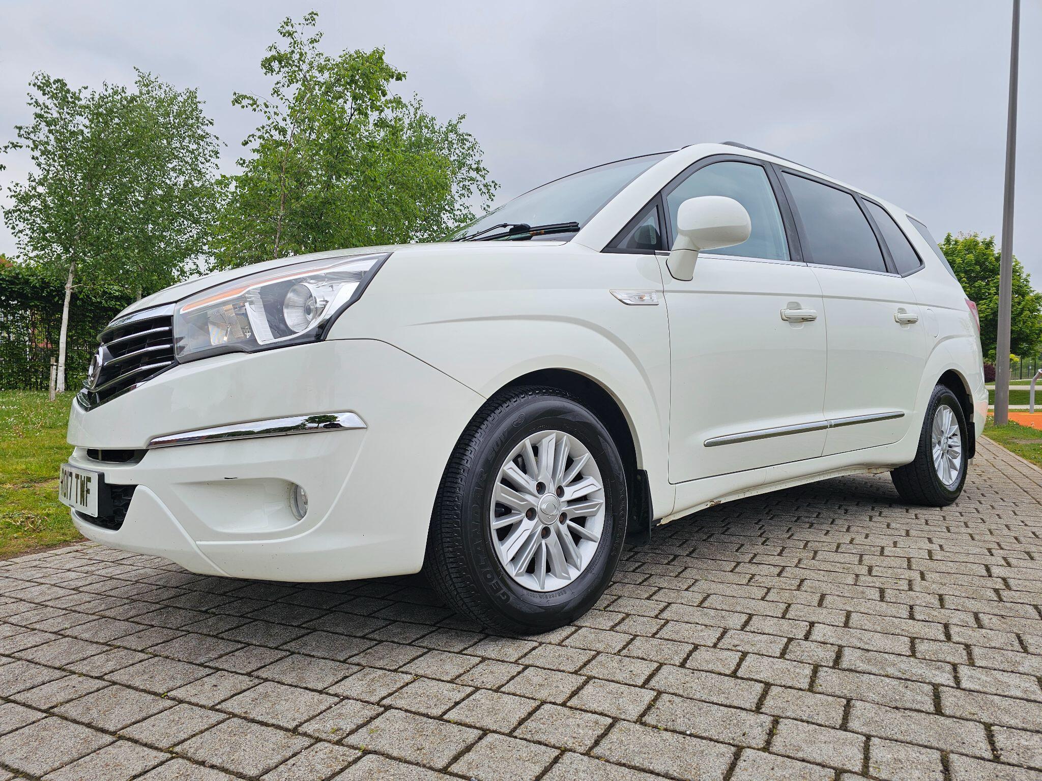 Ssangyong Turismo - Image 36