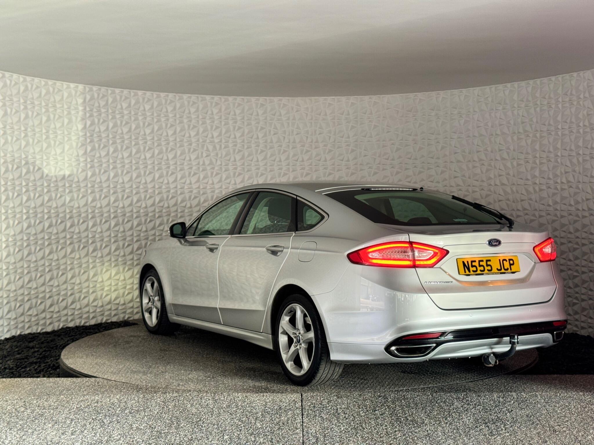 Ford Mondeo - Image 16