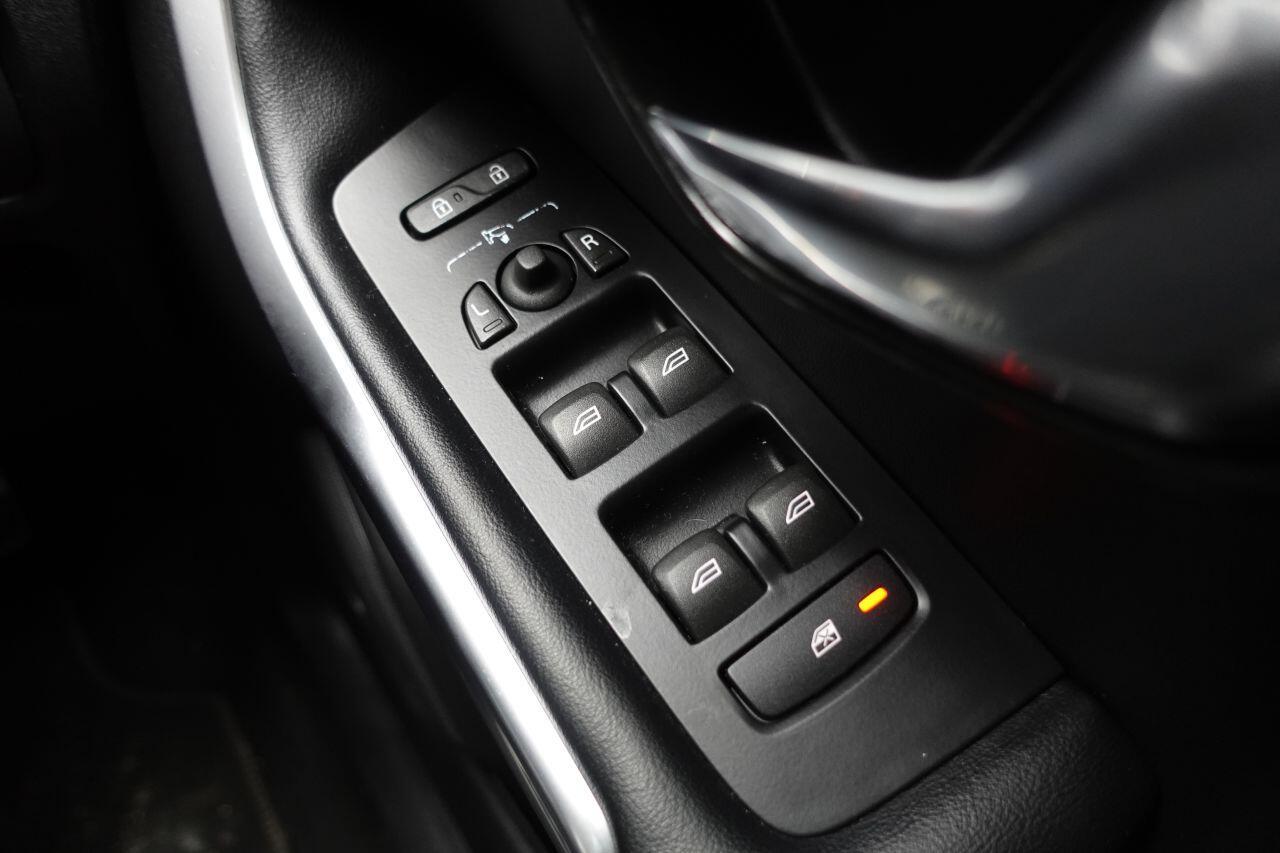 Volvo V40 - Image 47