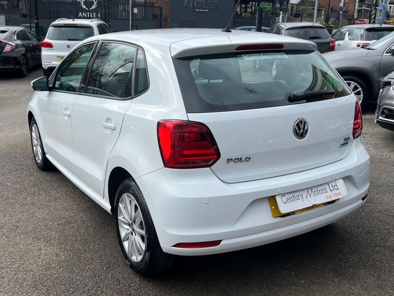 Volkswagen Polo - Image 8