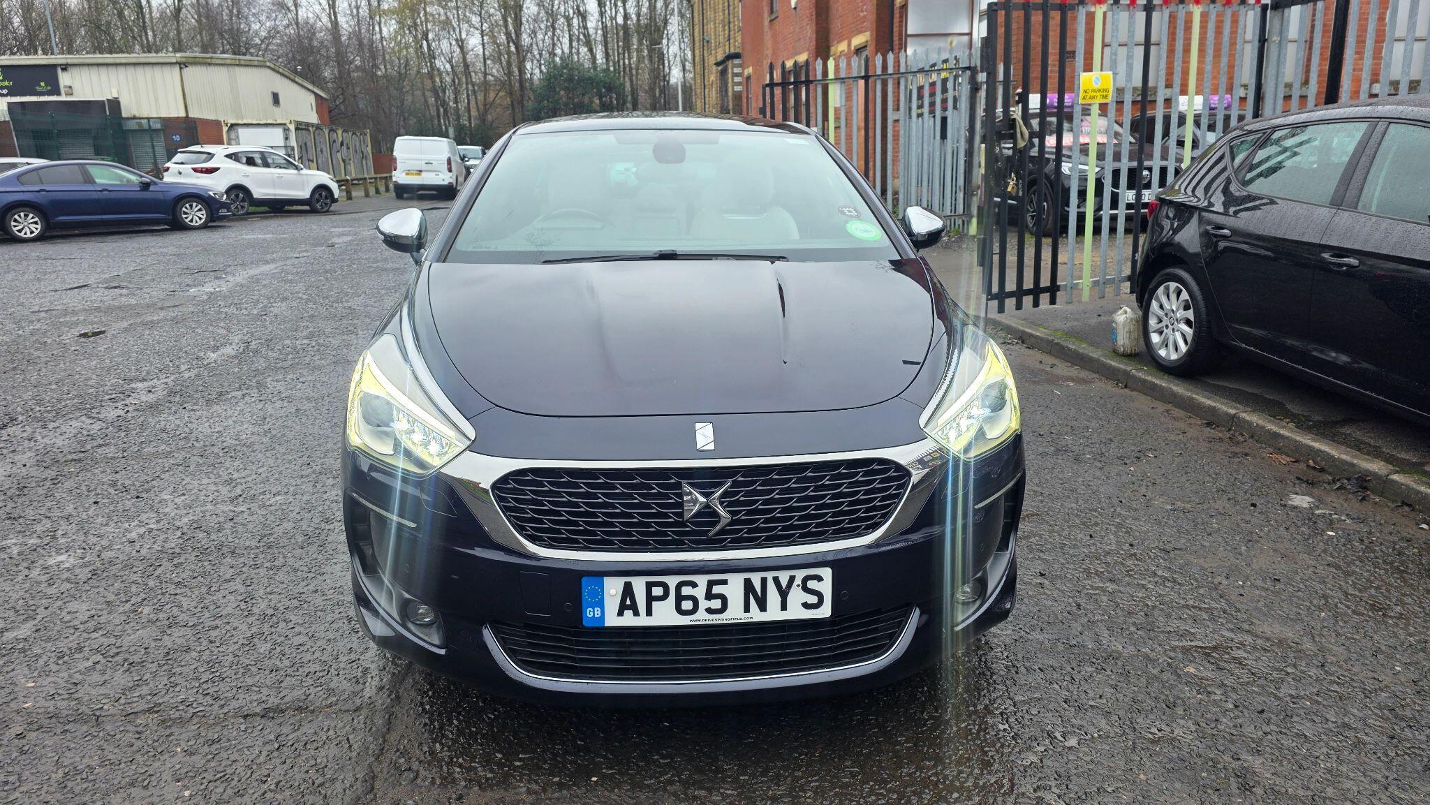 DS AUTOMOBILES DS 5 - Image 2