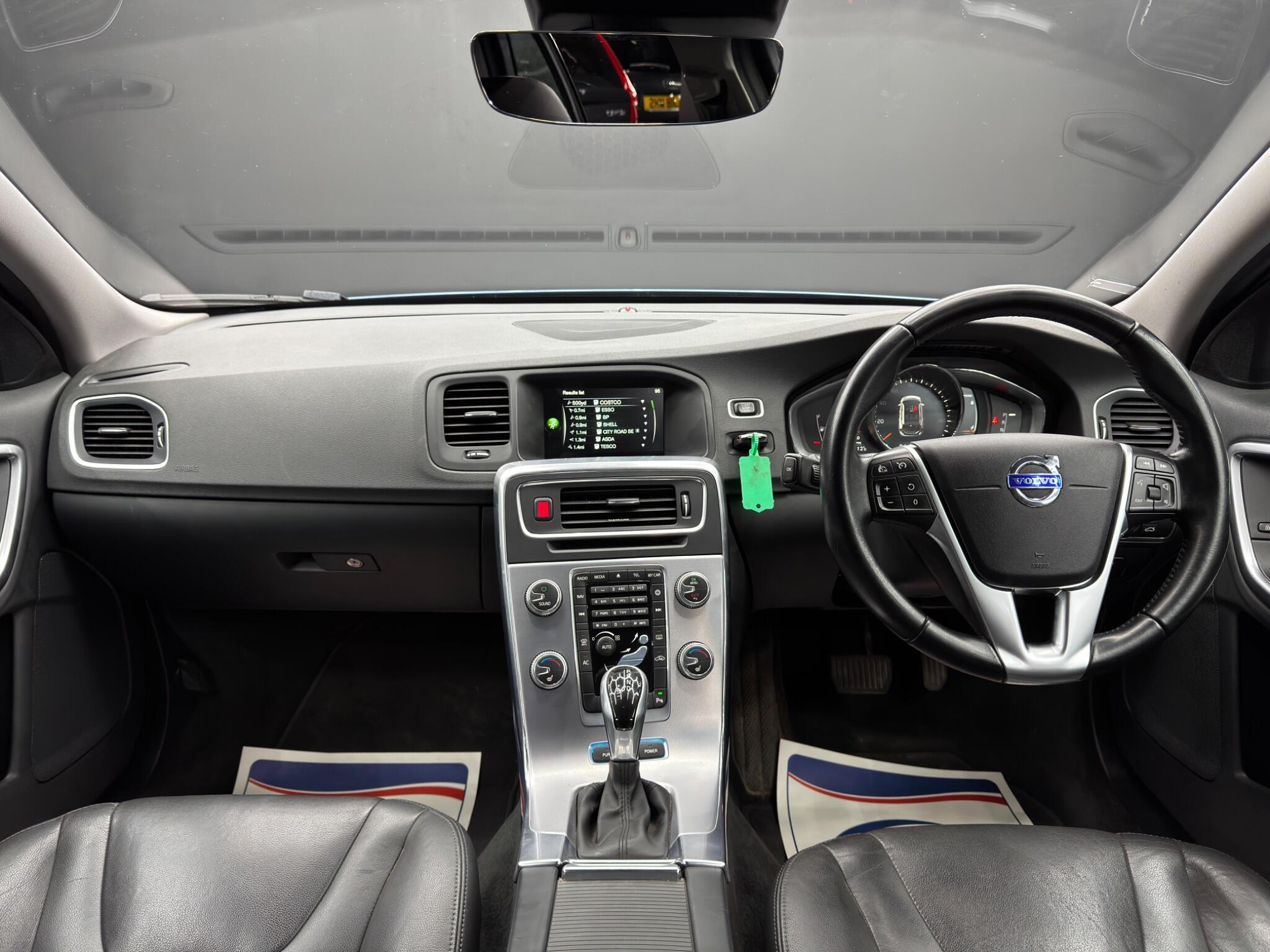 Volvo V60 - Image 10