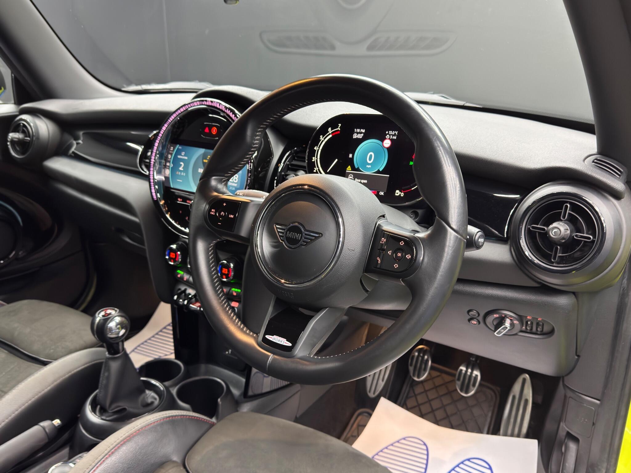 MINI Hatch - Image 9