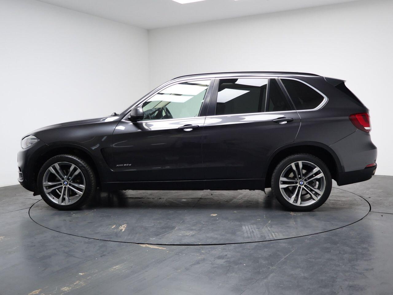 BMW X5 - Image 12