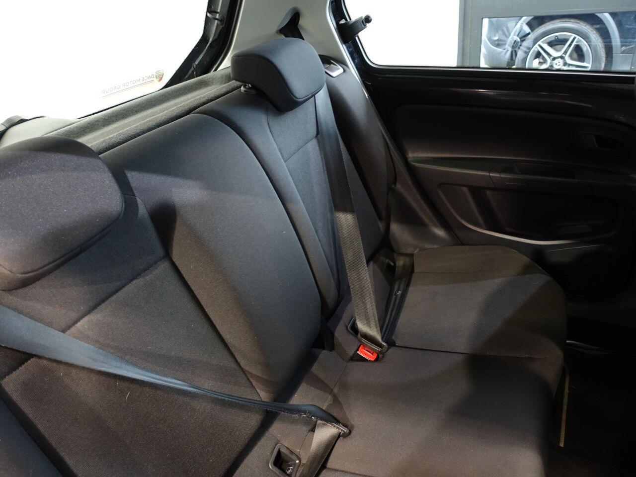 Volkswagen e-up! - Image 19