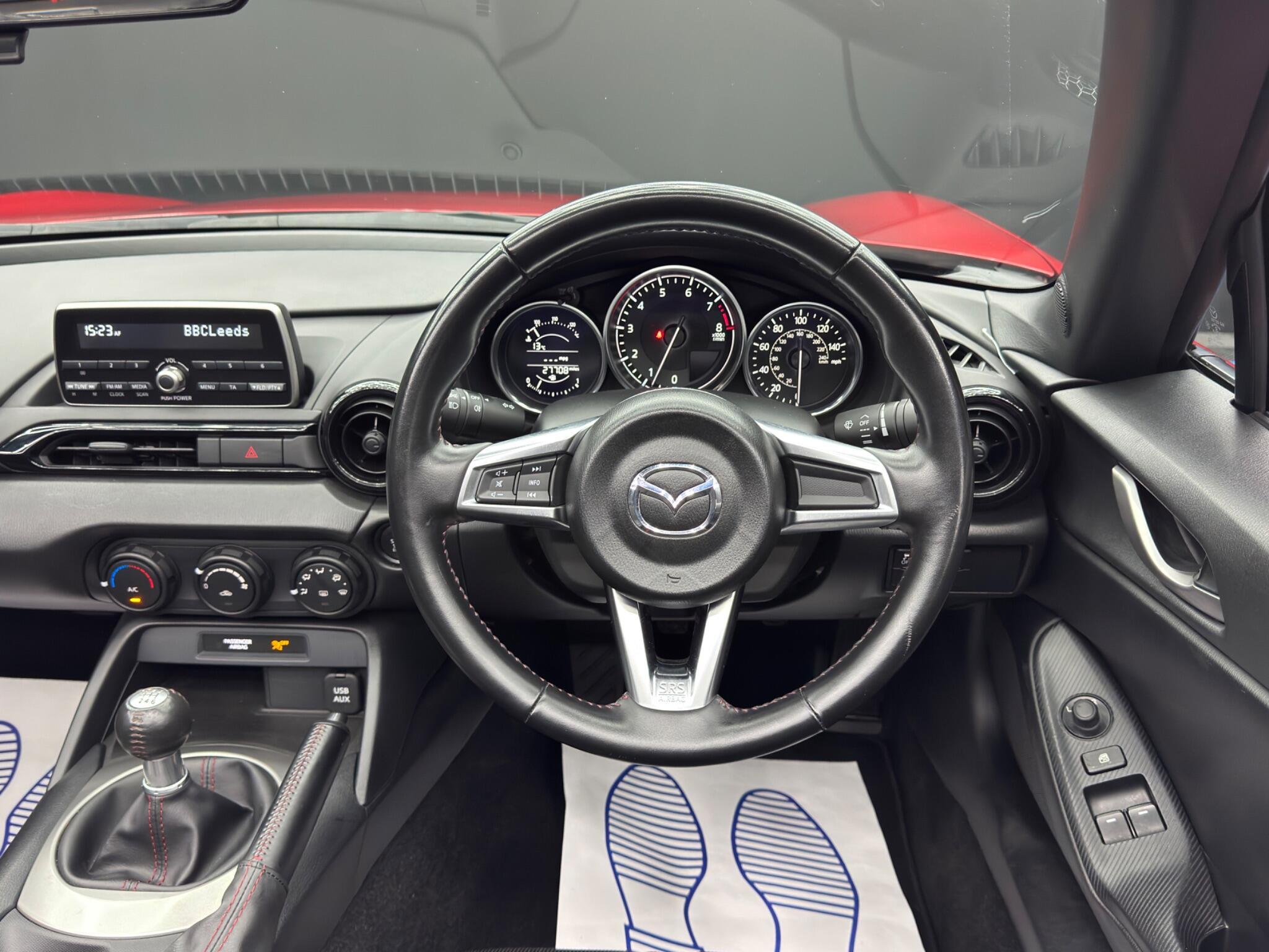 Mazda MX-5 - Image 15