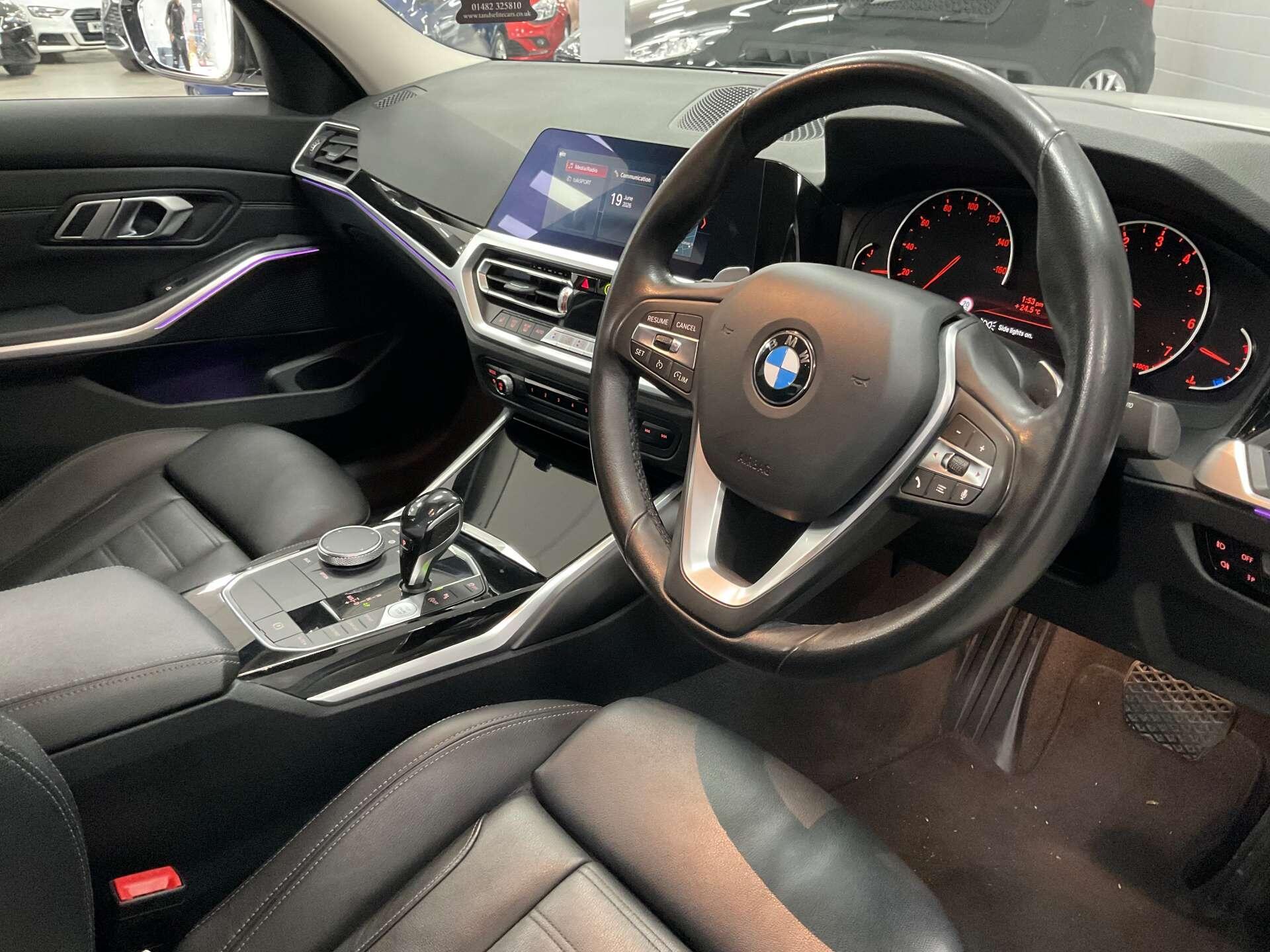 BMW 3 Series - Image 20