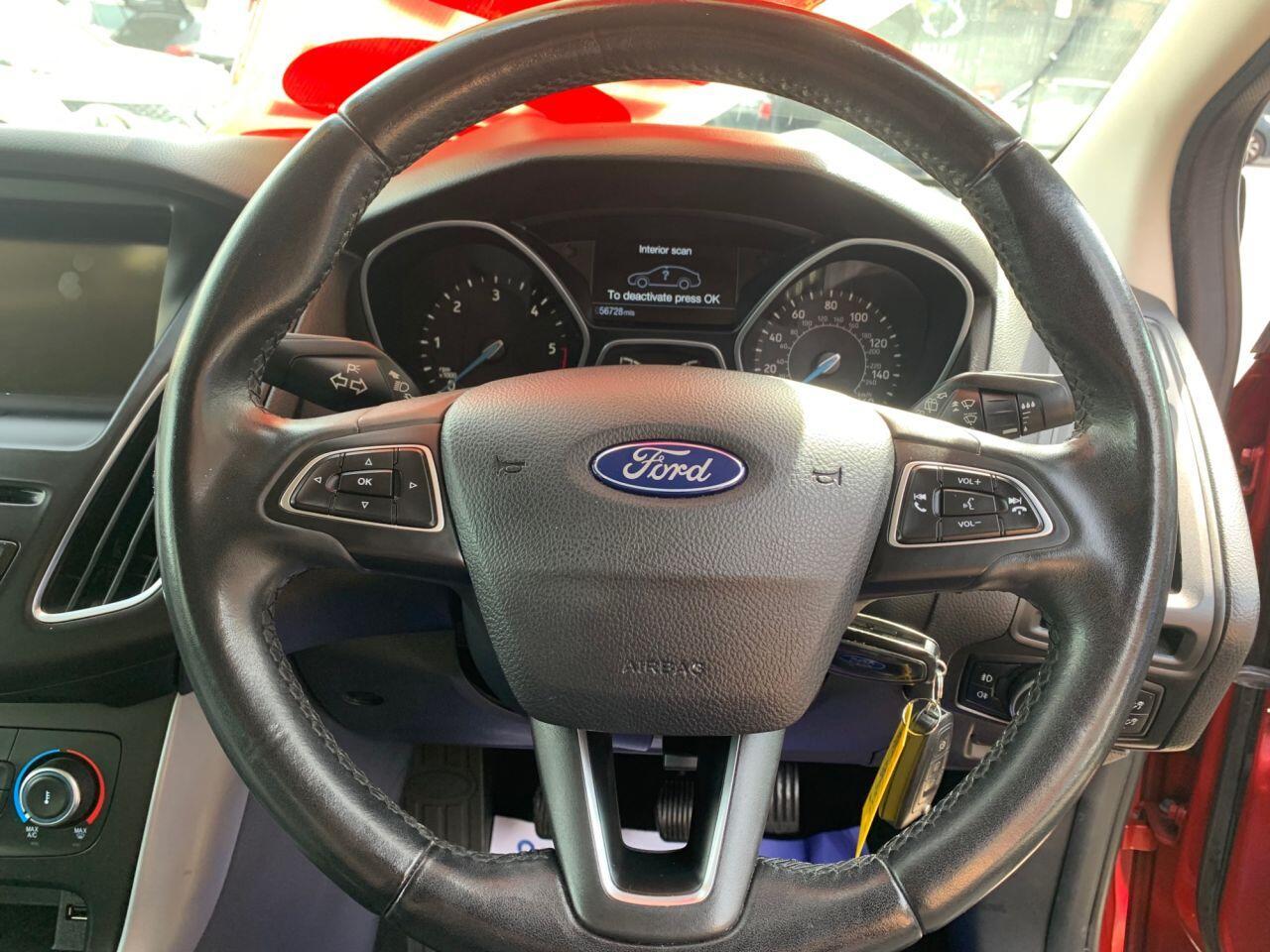Ford Focus - Image 18