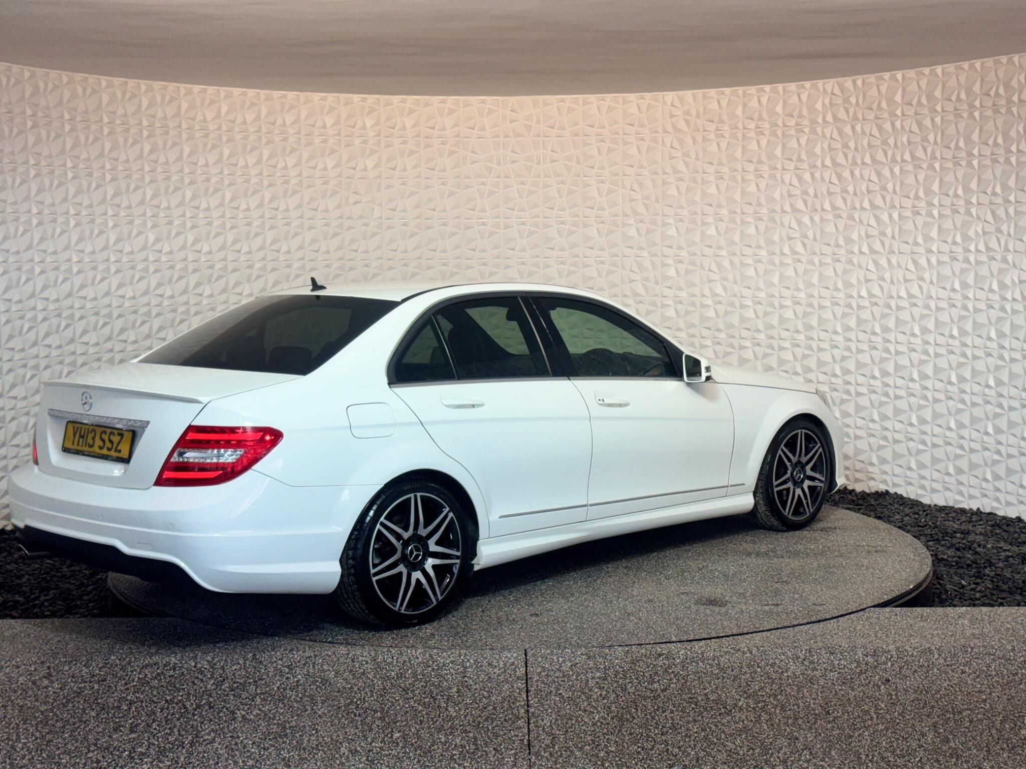 Mercedes C Class - Image 12