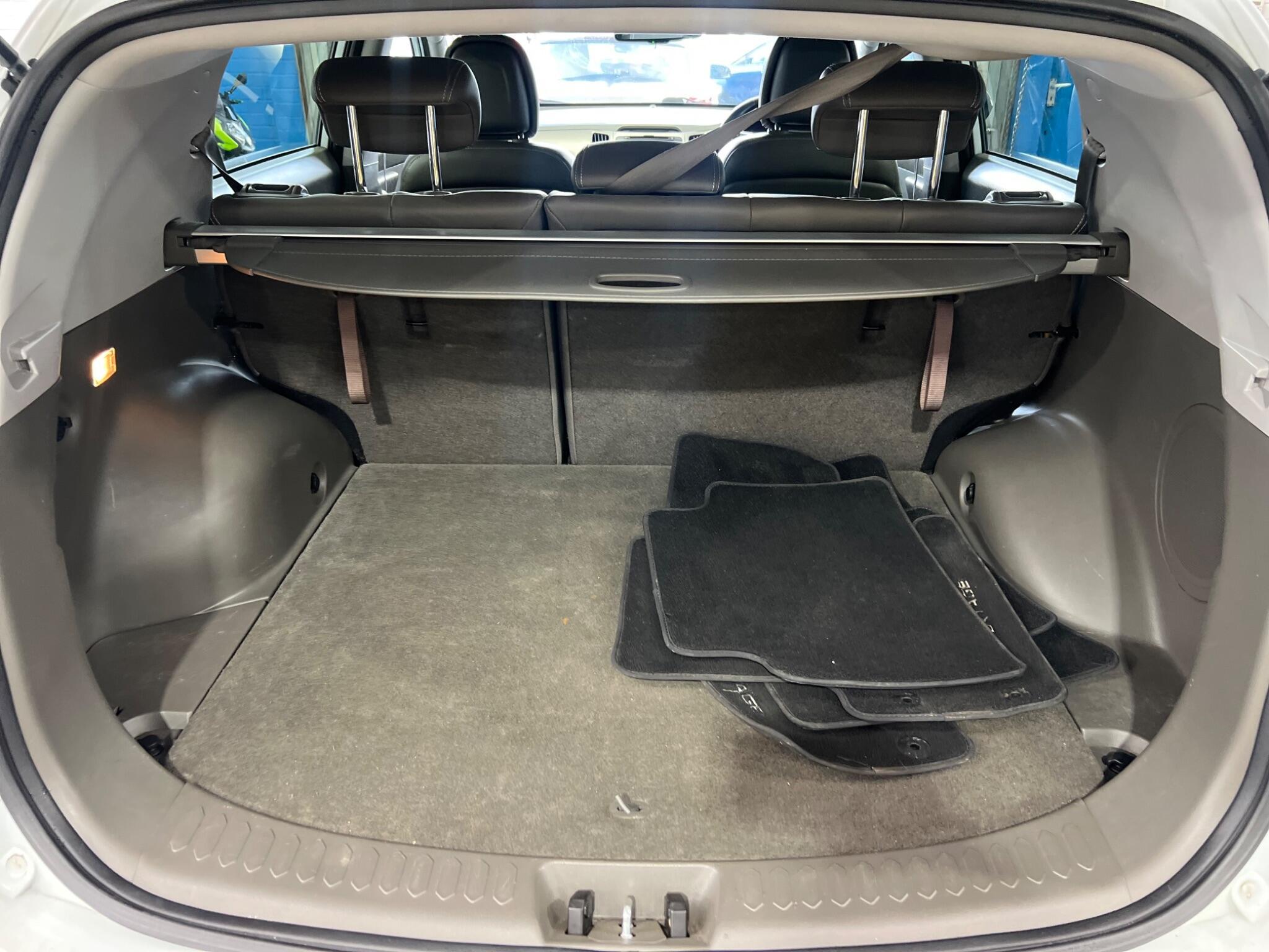 Kia Sportage - Image 16