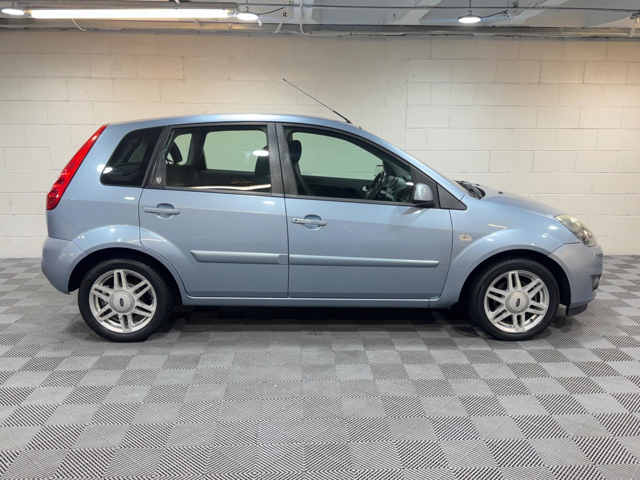 Ford Fiesta - Image 5