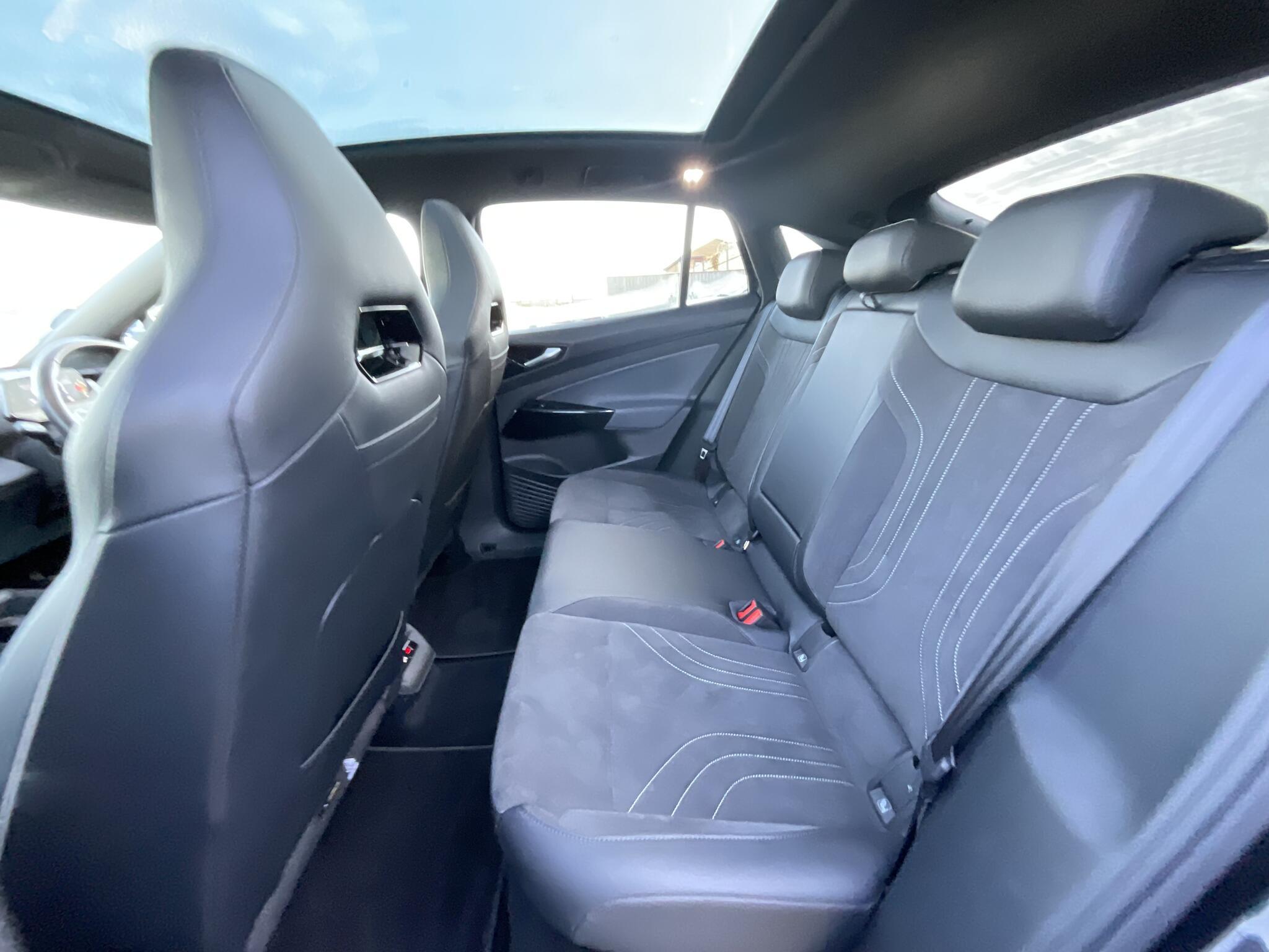 Volkswagen Id5 - Image 15