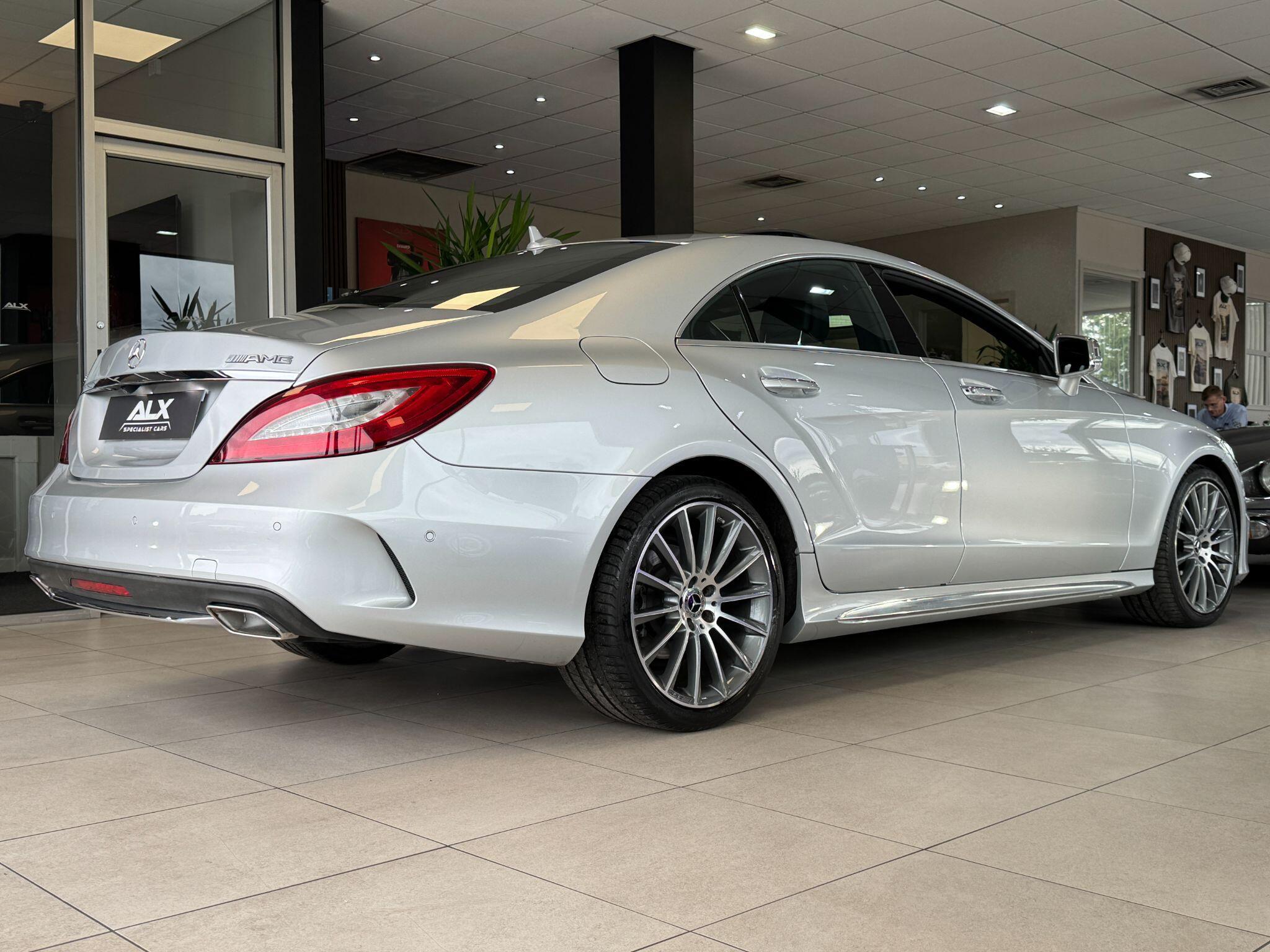 Mercedes CLS - Image 19