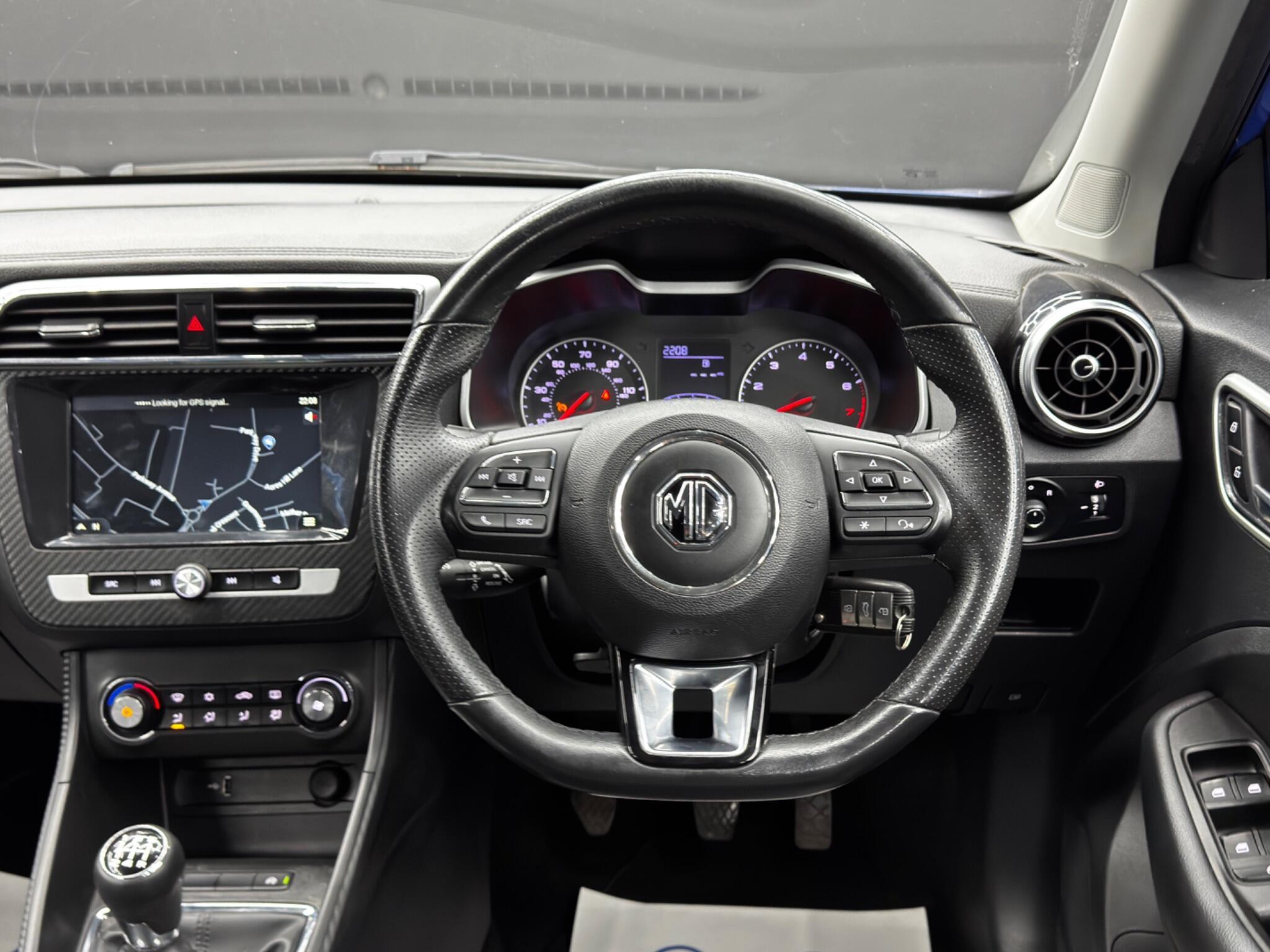 MG MG ZS - Image 18