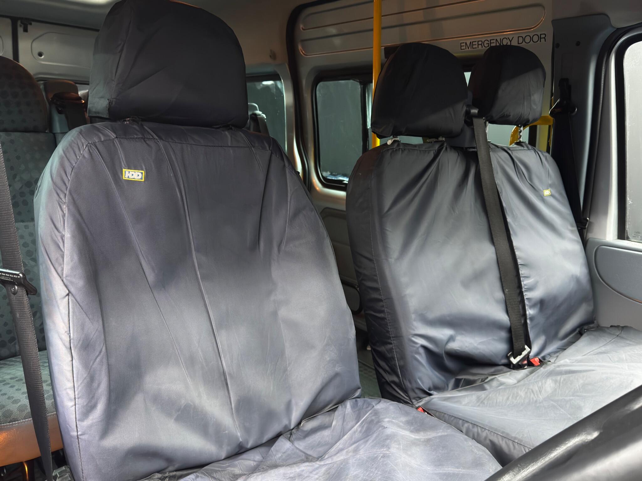 Ford Transit - Image 10