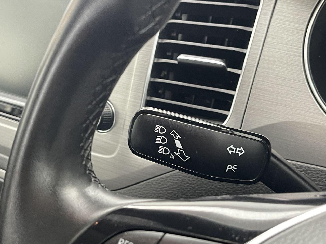 Volkswagen GOLF SV - Image 31