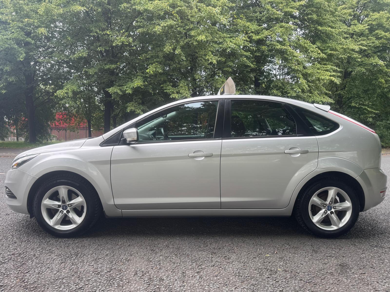 Ford Focus - Image 8