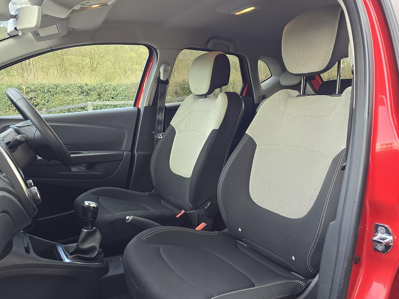 Renault Captur - Image 3