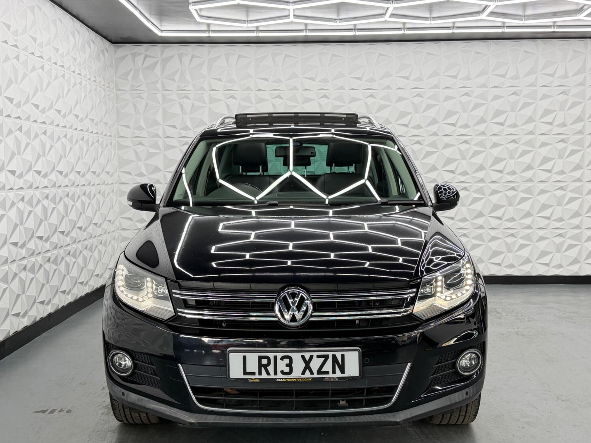 Volkswagen Tiguan - Image 3