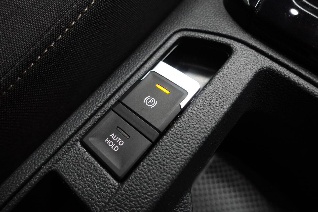 Volkswagen T-Roc - Image 45