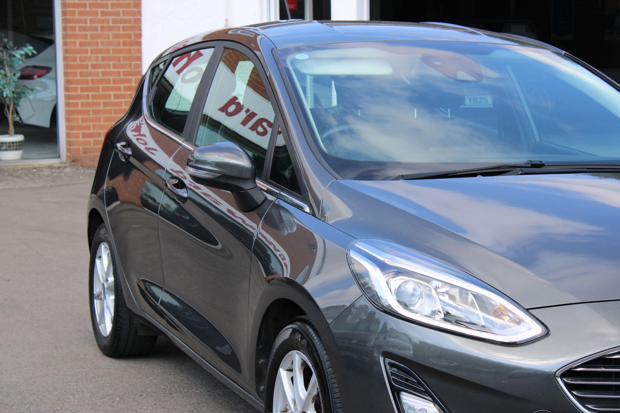 Ford Fiesta - Image 6