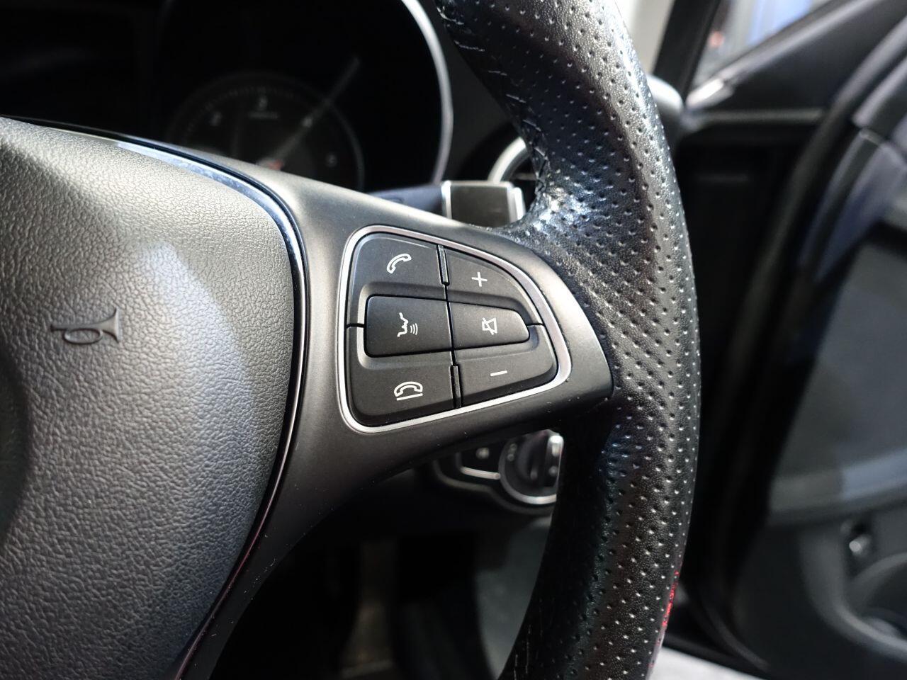 Mercedes C-Class - Image 26