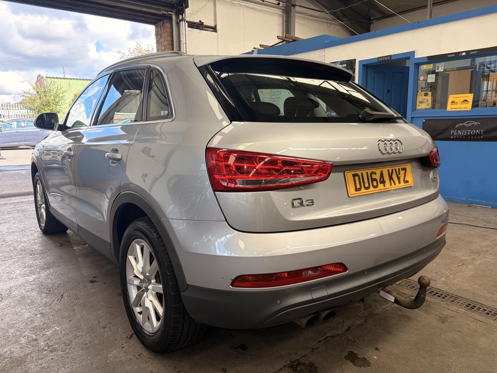 Audi Q3 - Image 6