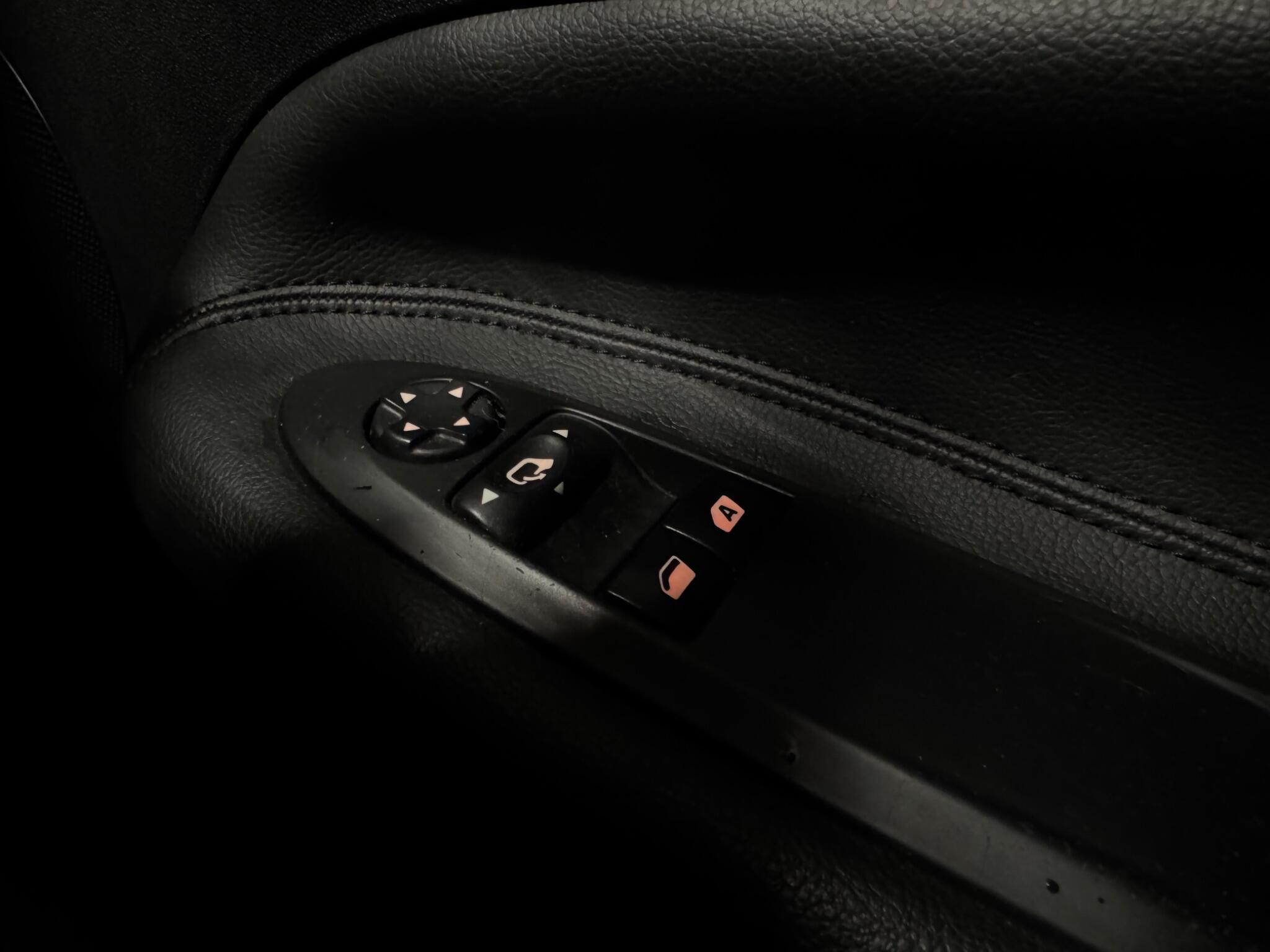 DS AUTOMOBILES DS 3 - Image 19