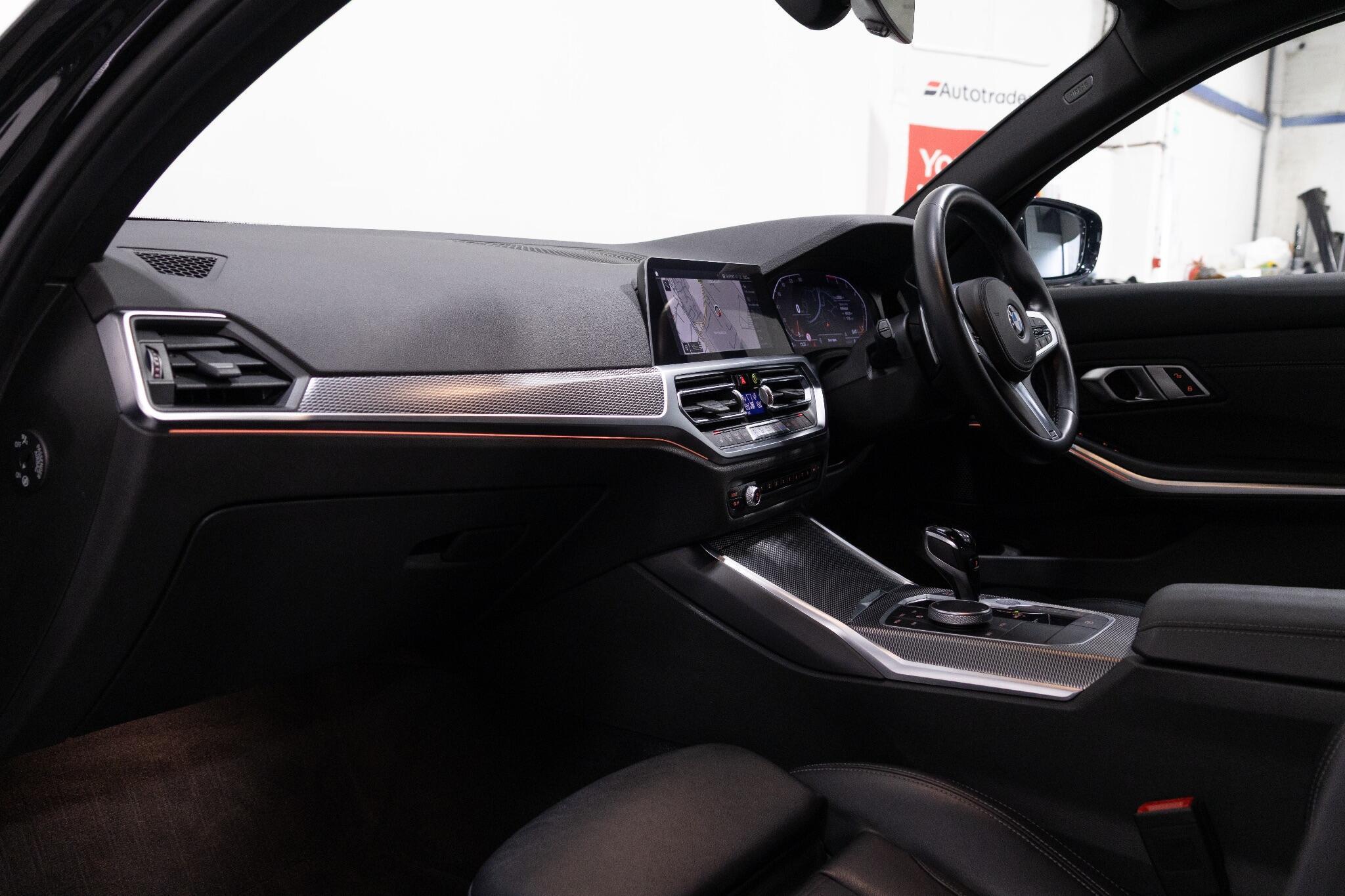 BMW 3 Series - Image 11