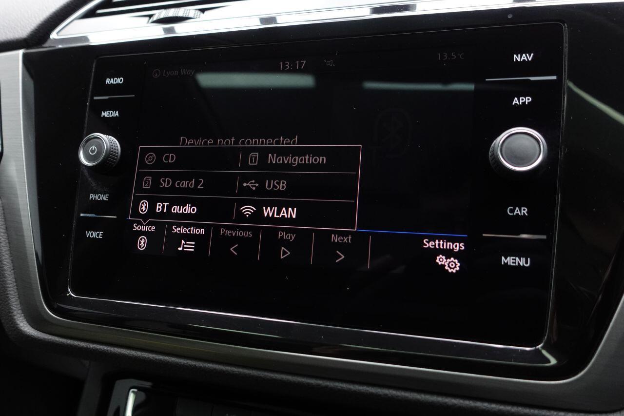 Volkswagen Touran - Image 27