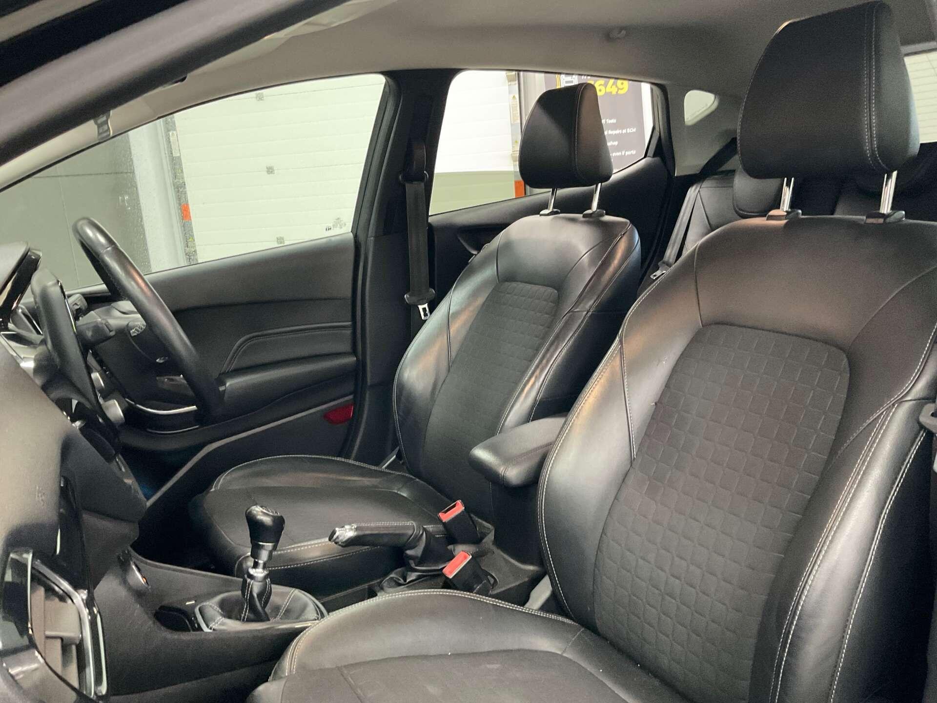 Ford Fiesta - Image 29