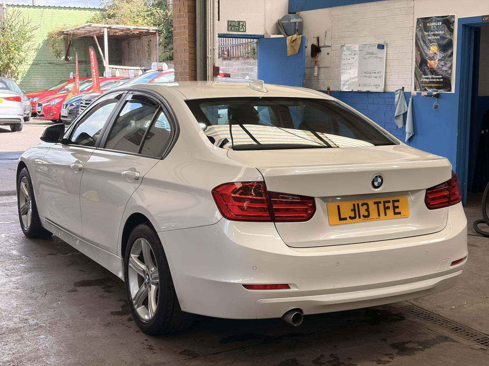 BMW 3 Series - Image 6